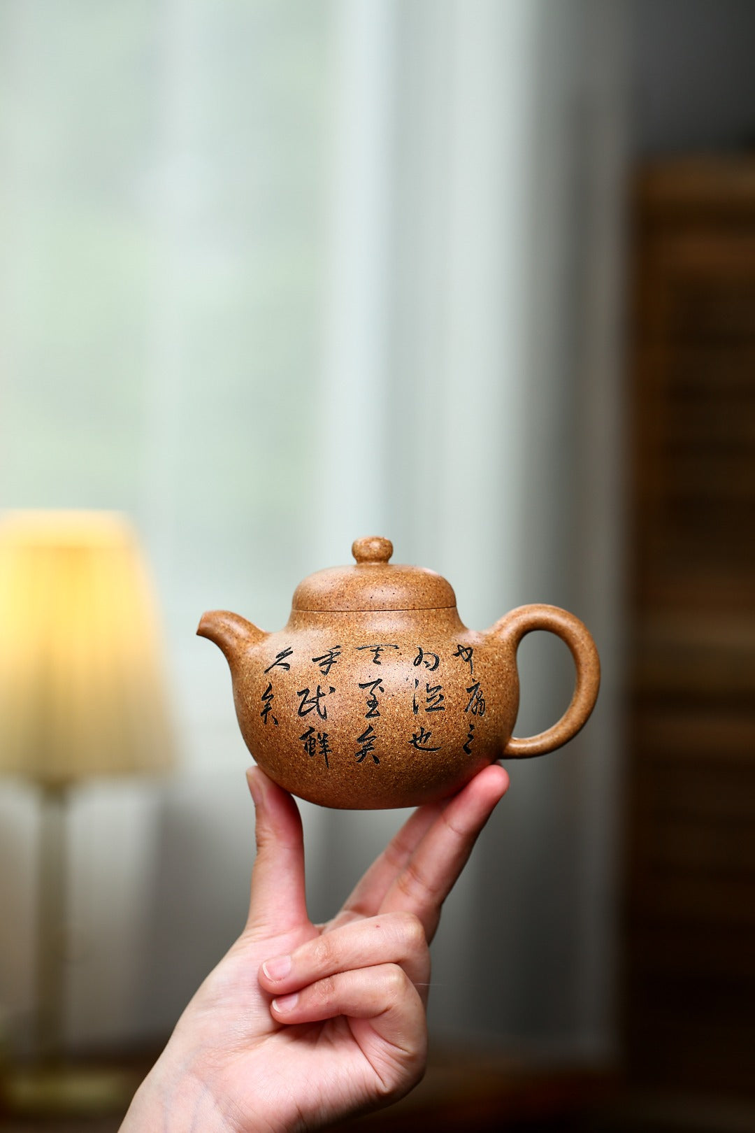 紫砂藏品｜高级工艺美术师·许时娟制【掇圆壶】 泥料：原矿优质龙骨金砂·240cc