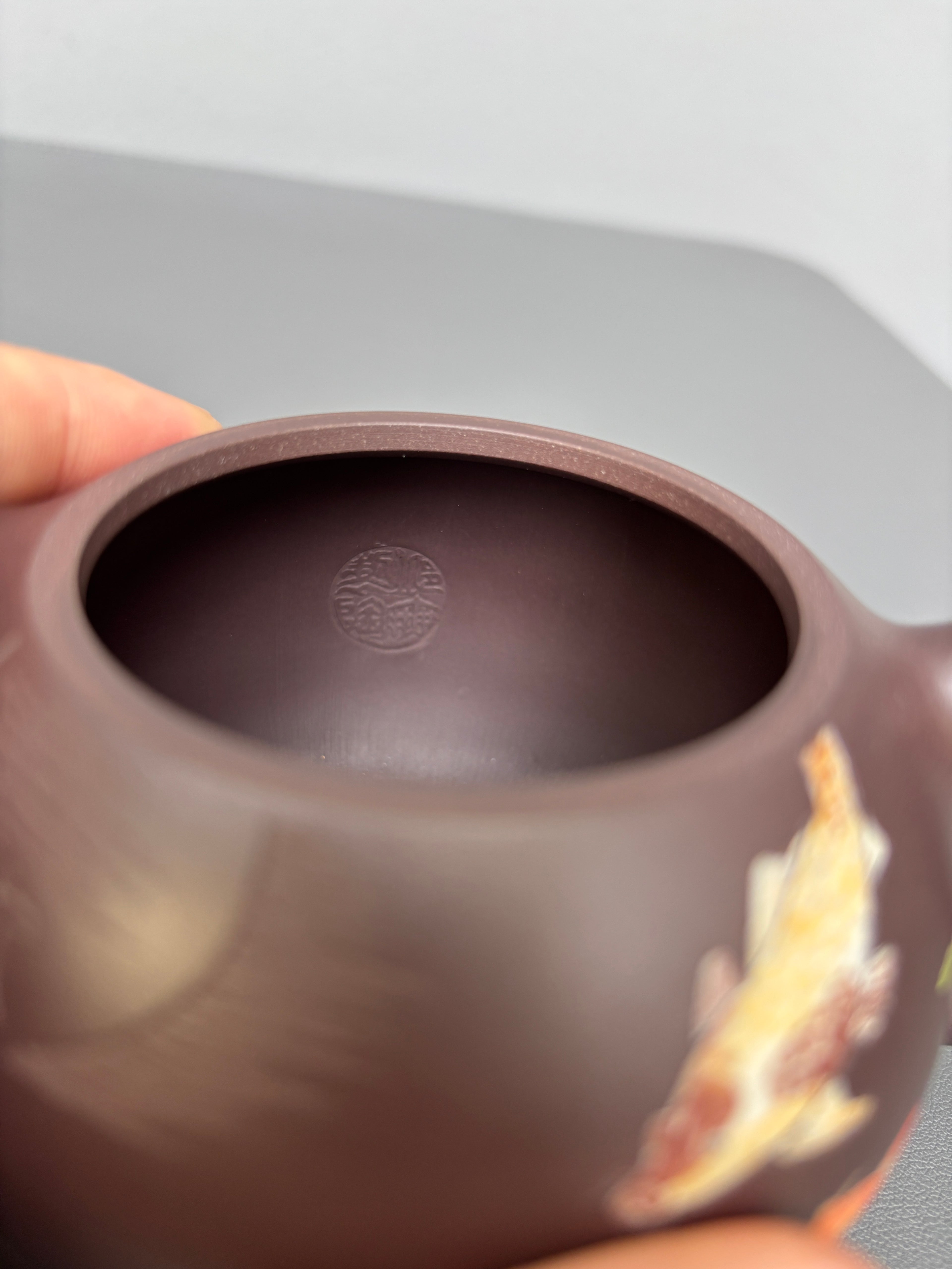 范泽锋高徒·邱爽紫砂潜力重器《西施壶》——原矿优质老紫泥·280cc ——江苏省级大师·邱爽 亲制 ——国大师·邱玉林装饰