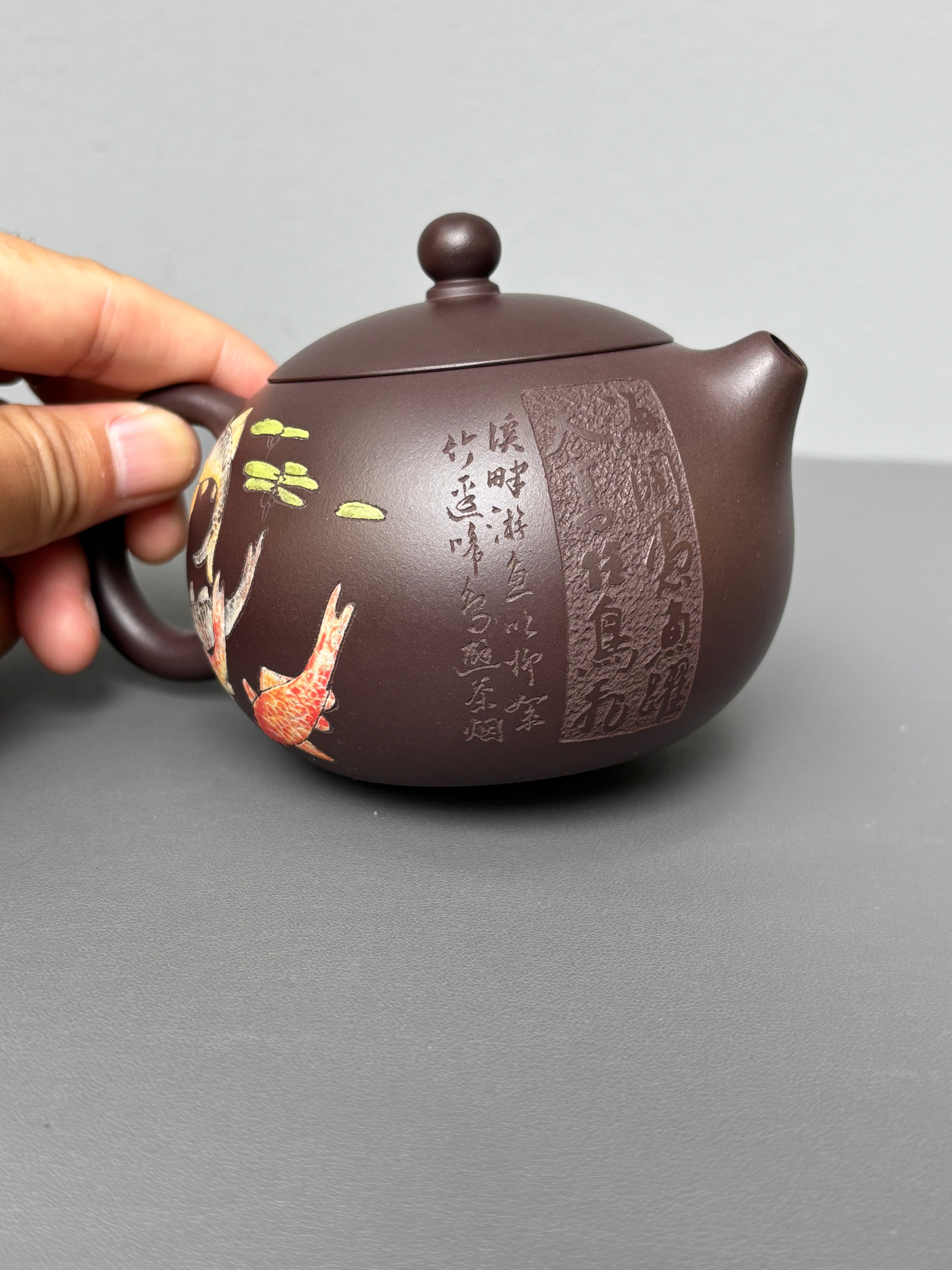 范泽锋高徒·邱爽紫砂潜力重器《西施壶》——原矿优质老紫泥·280cc ——江苏省级大师·邱爽 亲制 ——国大师·邱玉林装饰