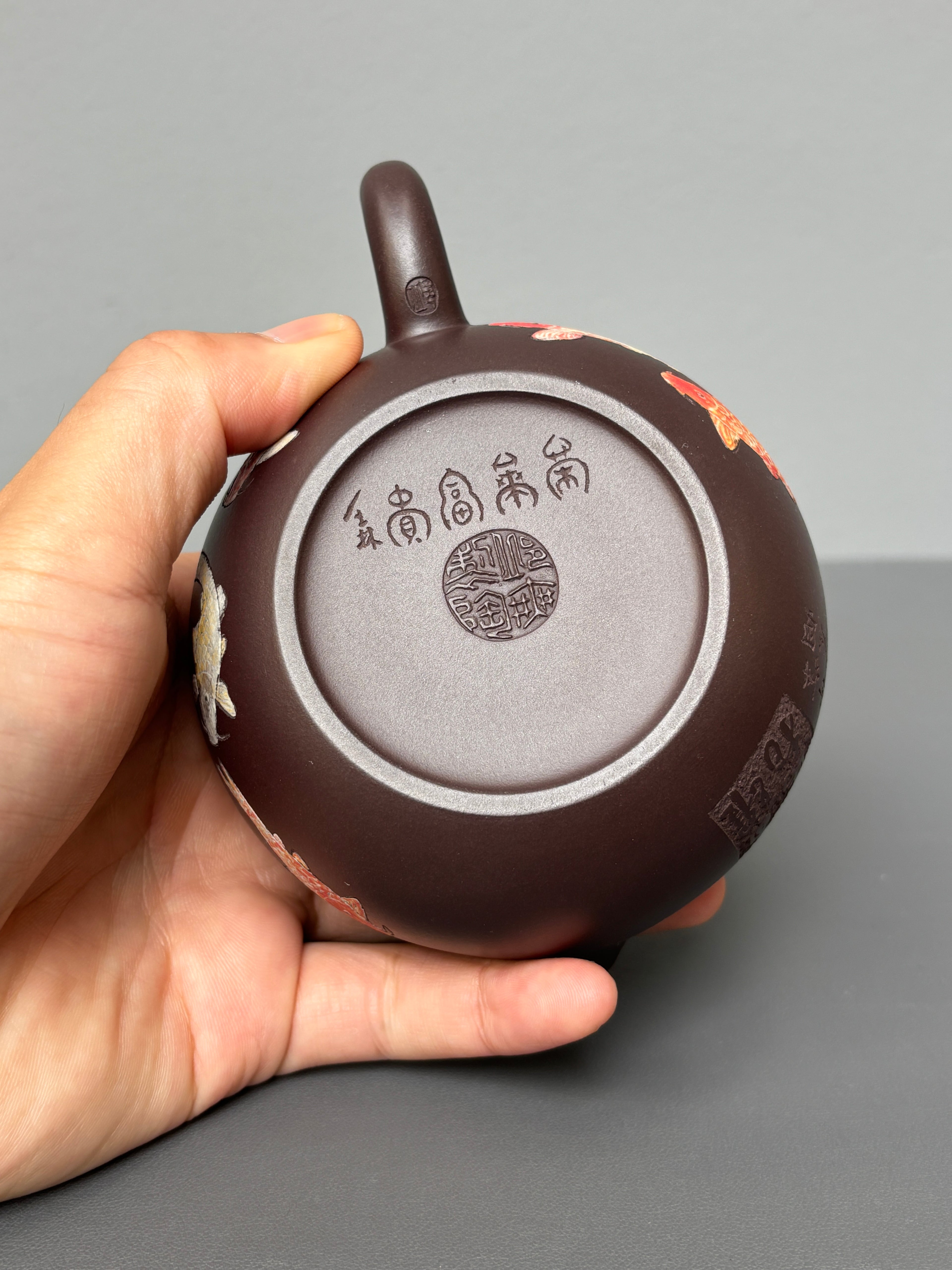 范泽锋高徒·邱爽紫砂潜力重器《西施壶》——原矿优质老紫泥·280cc ——江苏省级大师·邱爽 亲制 ——国大师·邱玉林装饰