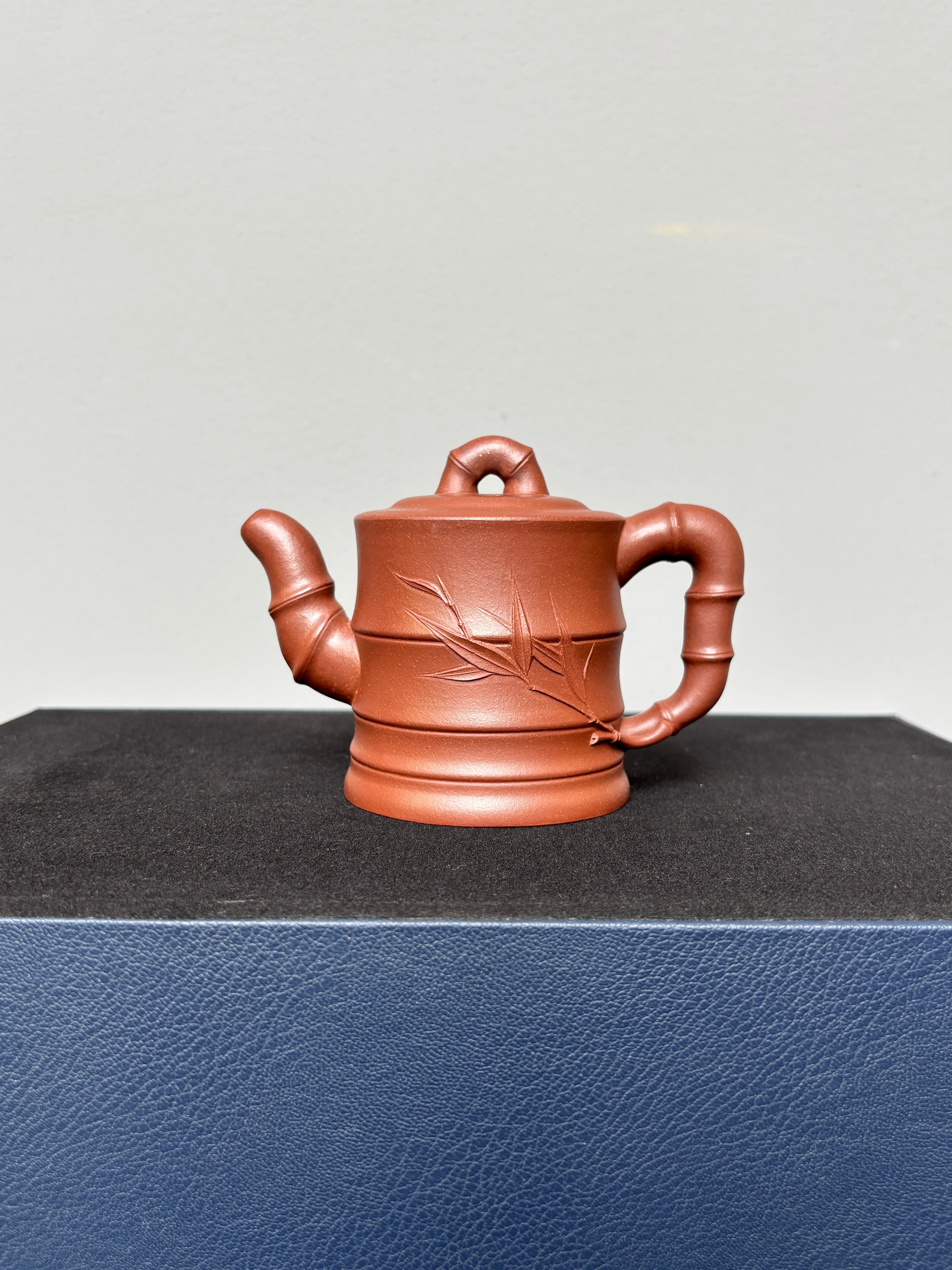 范泽锋高徒·邱爽紫砂潜力重器《节节高升壶》——原矿优质底槽清·230cc ——江苏省级大师·邱爽 亲制