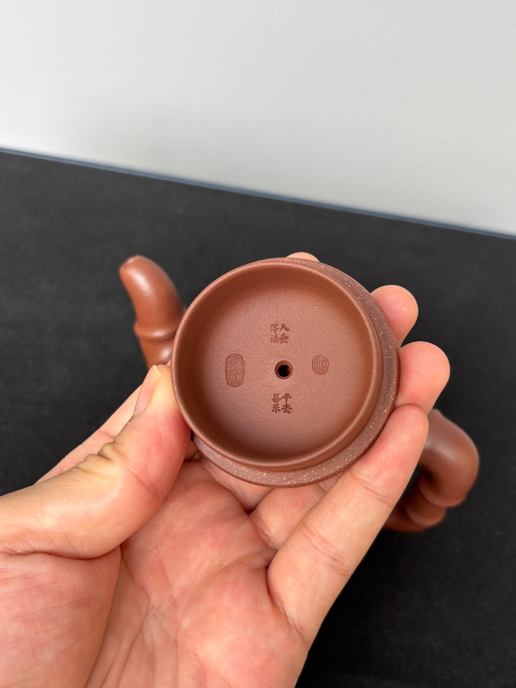 范泽锋高徒·邱爽紫砂潜力重器《节节高升壶》——原矿优质底槽清·230cc ——江苏省级大师·邱爽 亲制