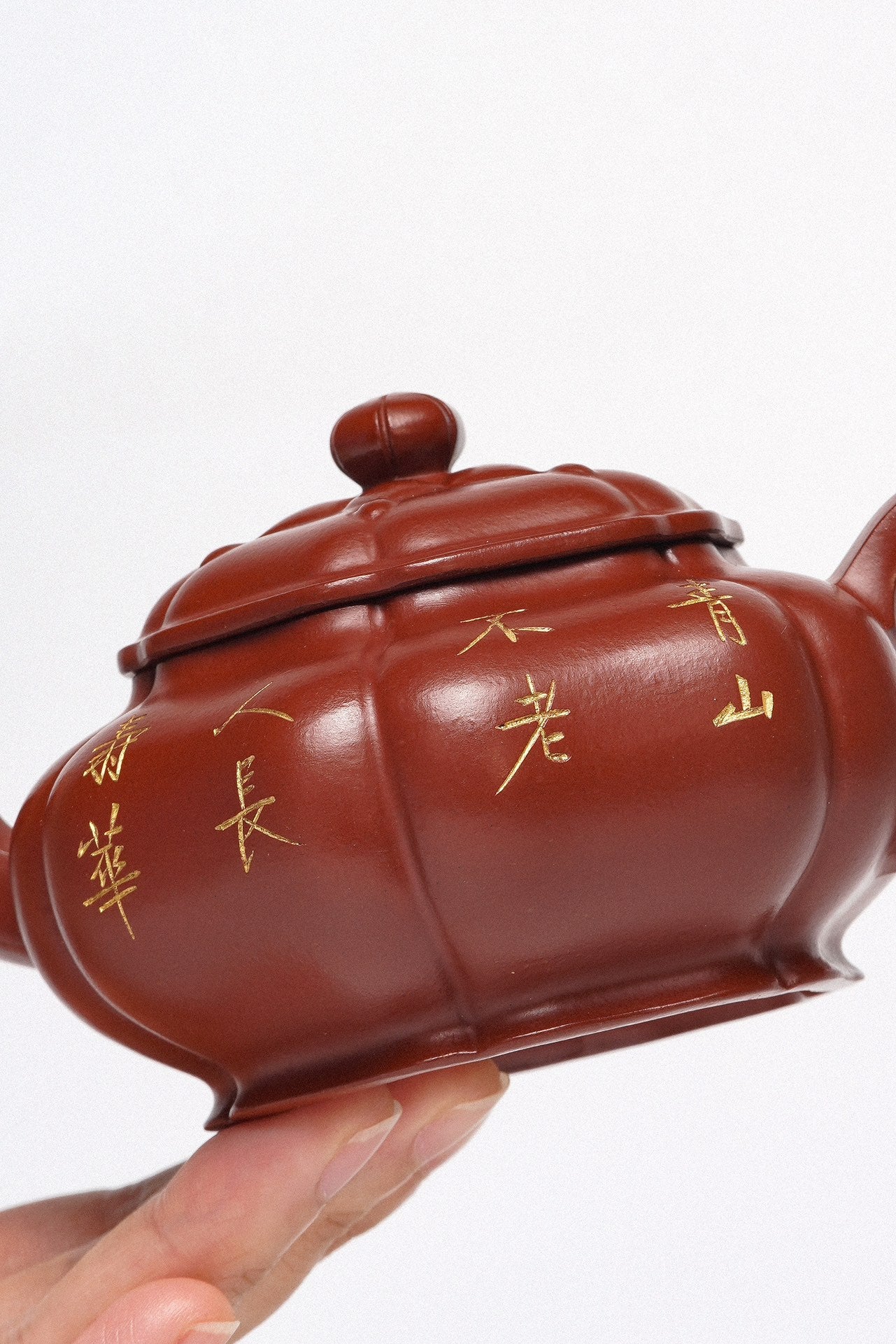 紫砂臻品·礼藏首选｜周建春大师扛鼎之作《筋纹传炉壶》——原矿优质朱泥·150cc