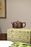 井栏·全手工/正高工许学芳作品/容量380cc/一厂紫泥 壶身线条体现出平和清净，无为之韵