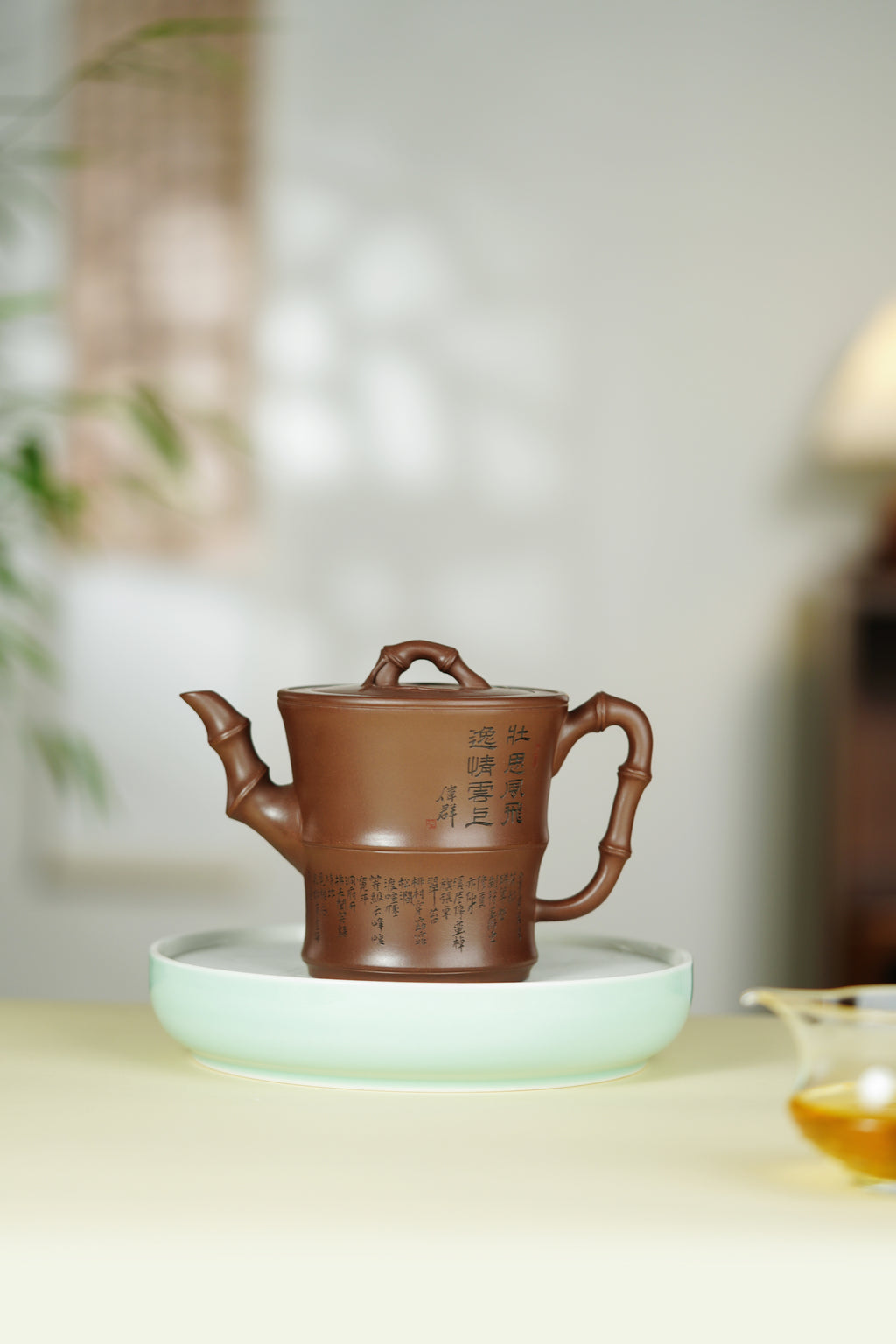 范大生嫡脉｜范秀芳制 范伟群装饰｜双省大师联诀紫砂臻品《梅竹双清壶》——原矿优质紫泥·550cc(入册款代表作)