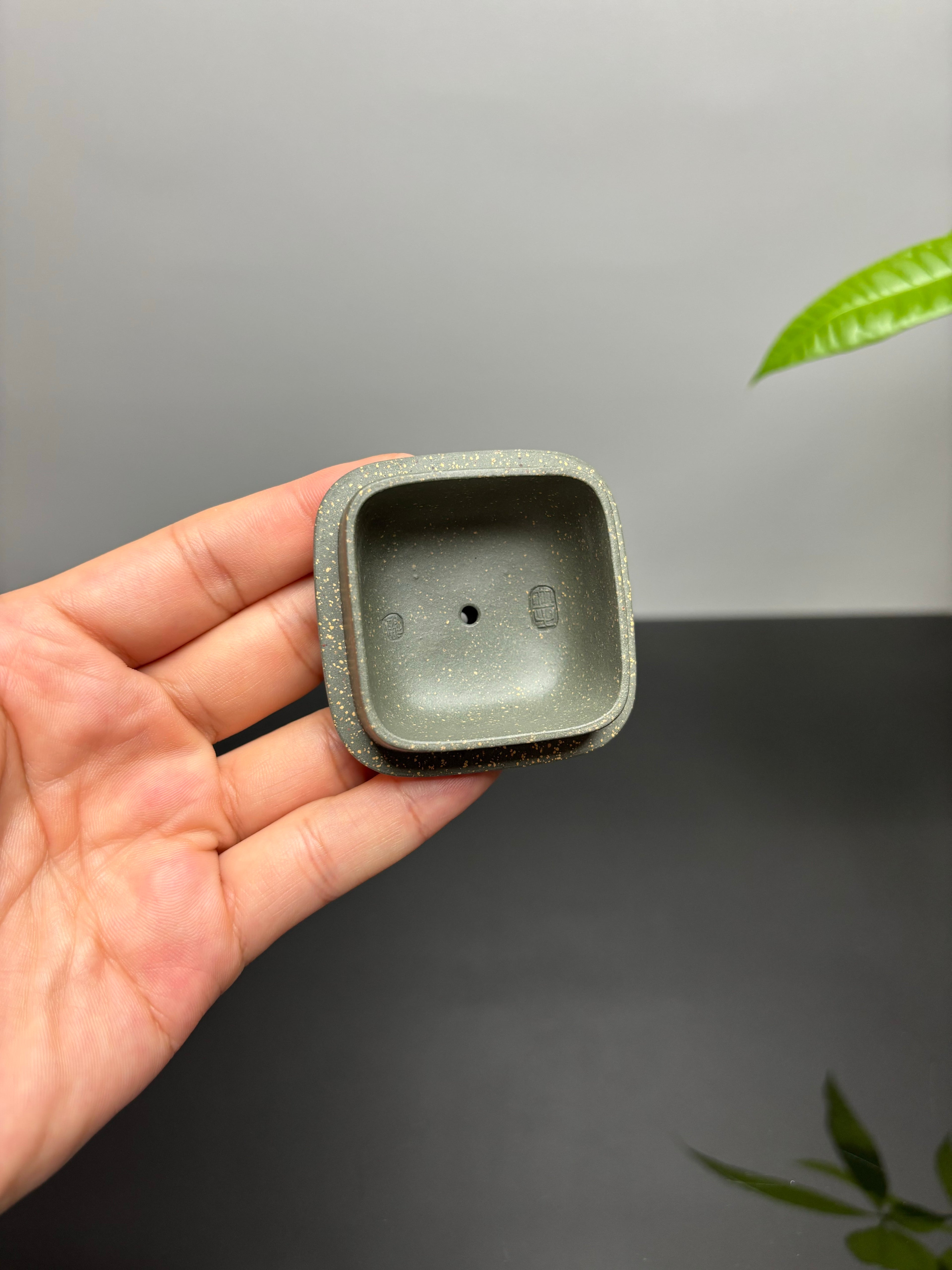 储立之大师传世典藏重器 十大名山《传炉壶》庐山 ——优质雪花青·260cc ——江苏省工艺美术大师·储立之 之作