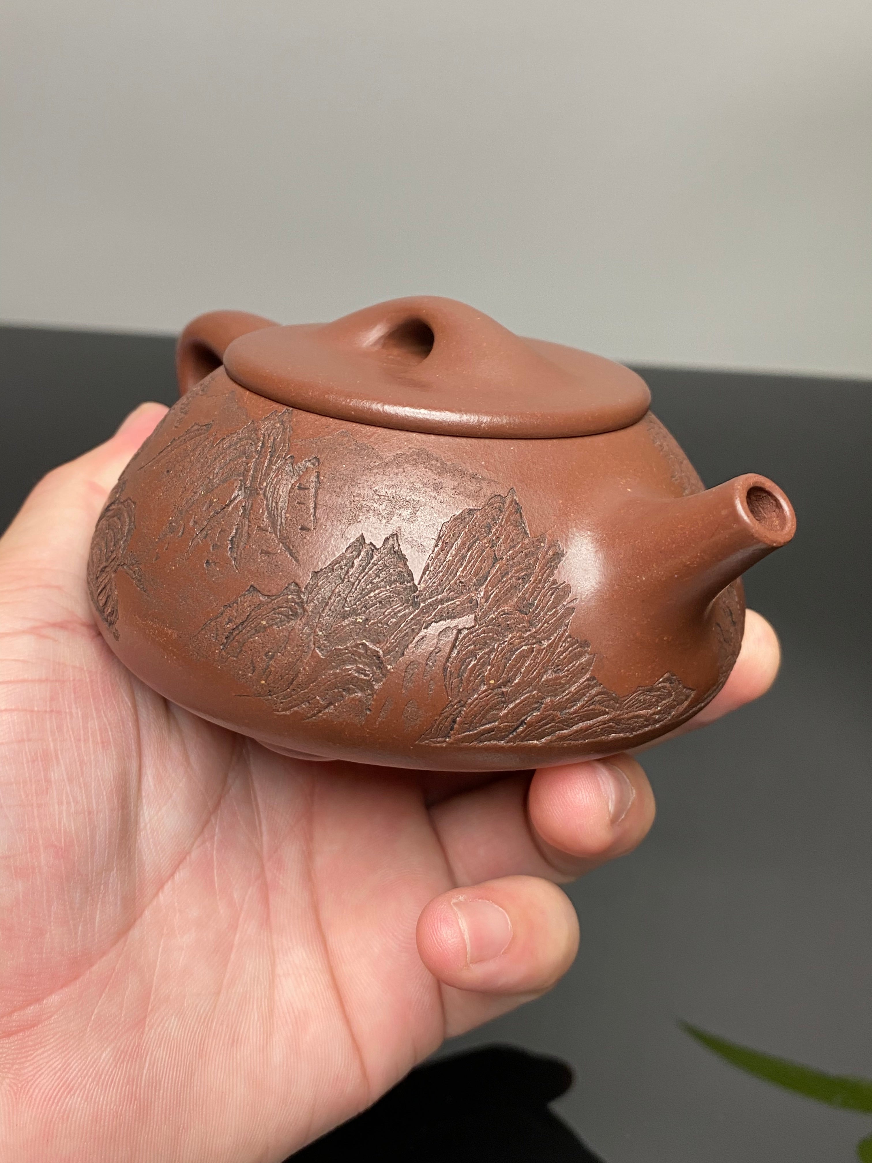 储立之大师传世典藏重器 十大名山《景舟石瓢》黄山 ——原矿优质 底槽清.220cc ——江苏省工艺美术大师·储立之 之作