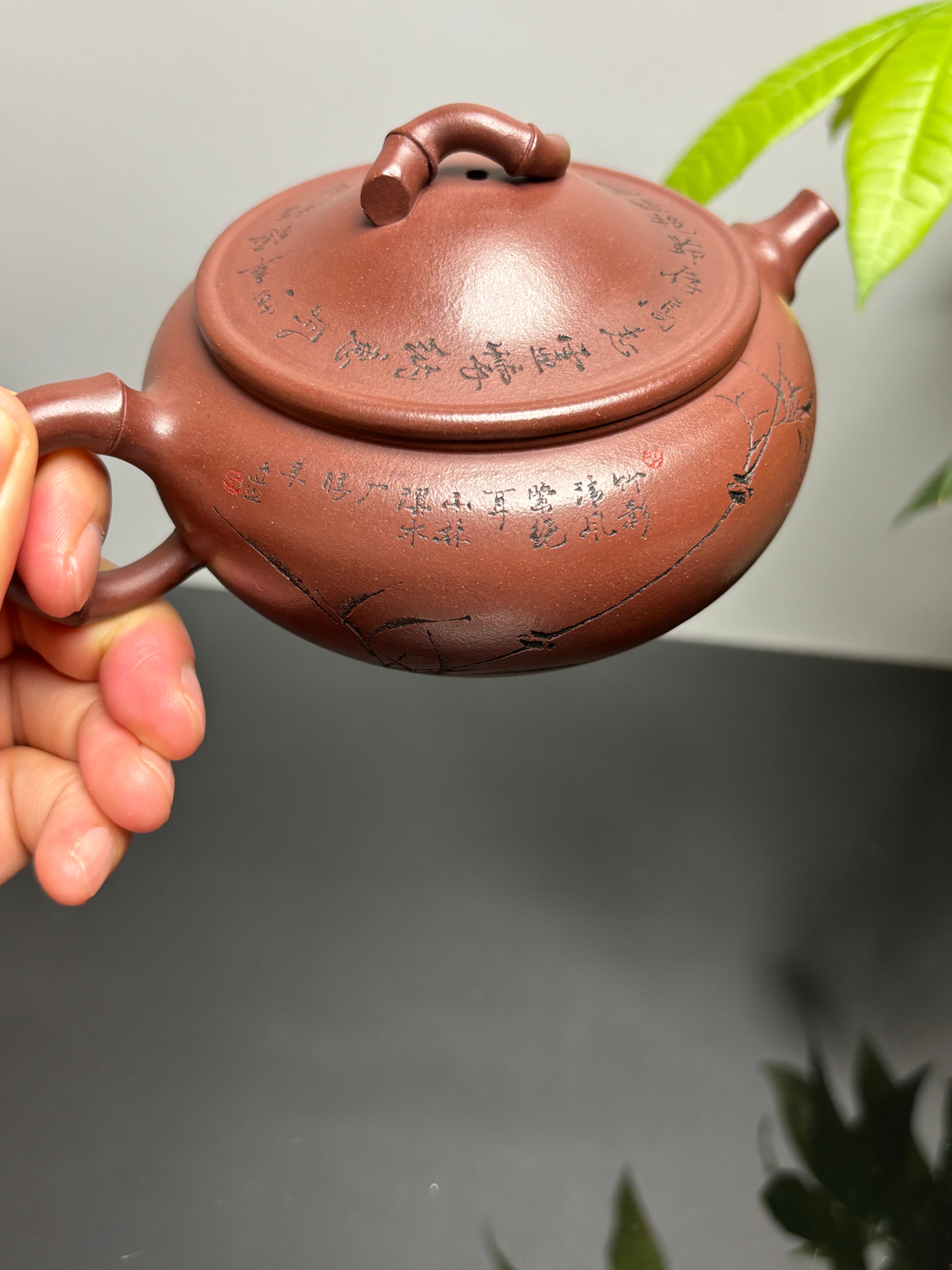 储立之大师传世典藏重器《潇湘竹影壶》——原矿优质 龙血砂·300cc ——江苏省工艺美术大师·储立之 之作