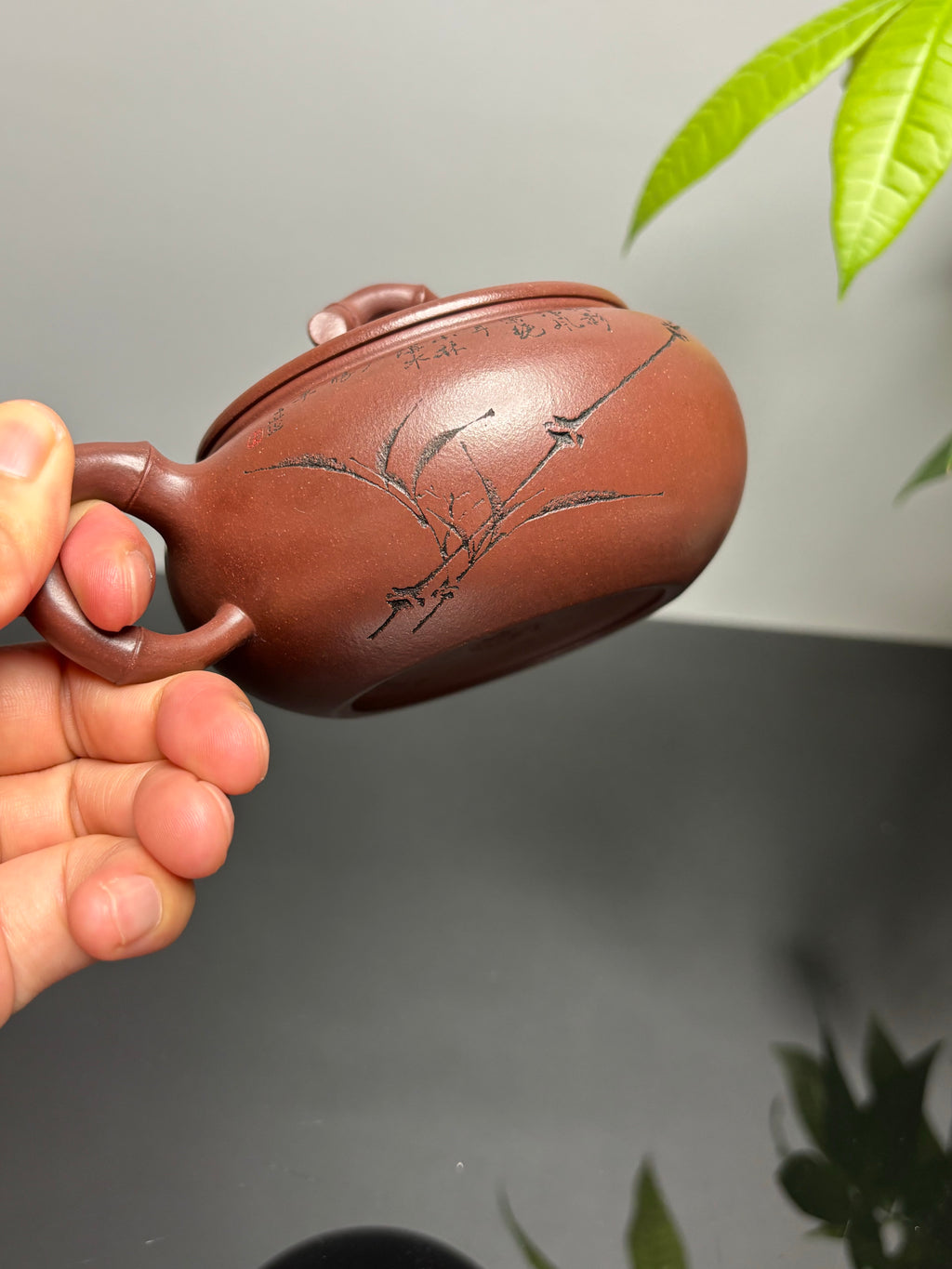 储立之大师传世典藏重器《潇湘竹影壶》——原矿优质 龙血砂·300cc ——江苏省工艺美术大师·储立之 之作