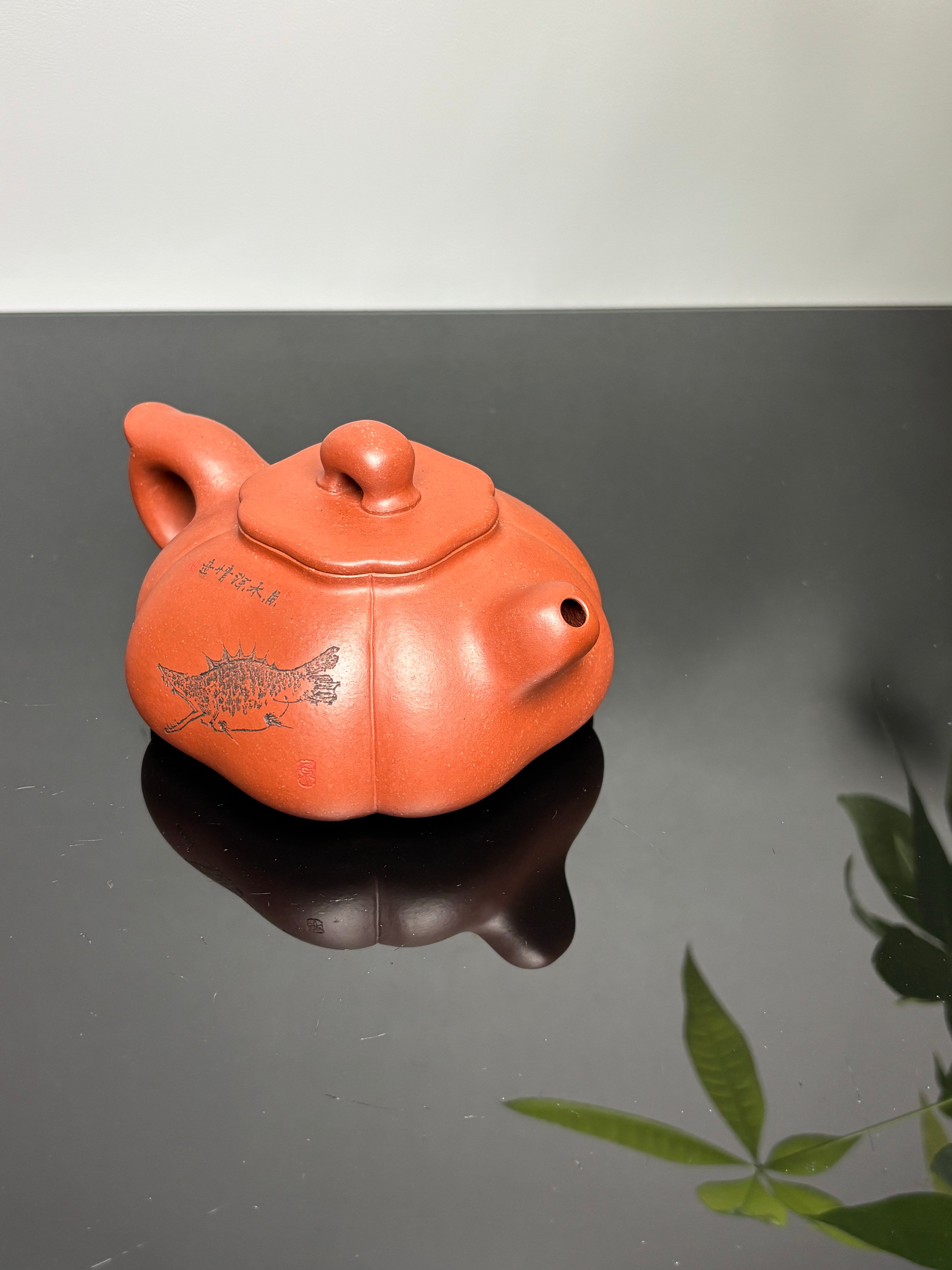 储立之大师传世典藏重器《鳜鱼石瓢》是礼藏双宜首选  ——原矿优质红清水泥·230cc ——江苏省工艺美术大师·储立之 之作