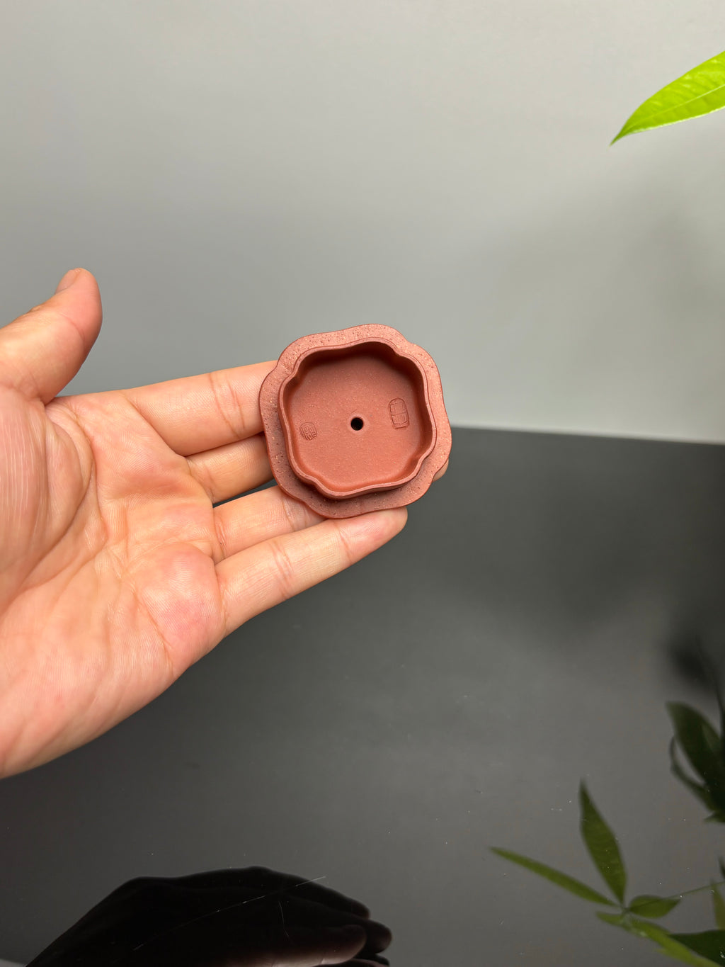 储立之大师传世典藏重器《鳜鱼石瓢》是礼藏双宜首选  ——原矿优质红清水泥·230cc ——江苏省工艺美术大师·储立之 之作