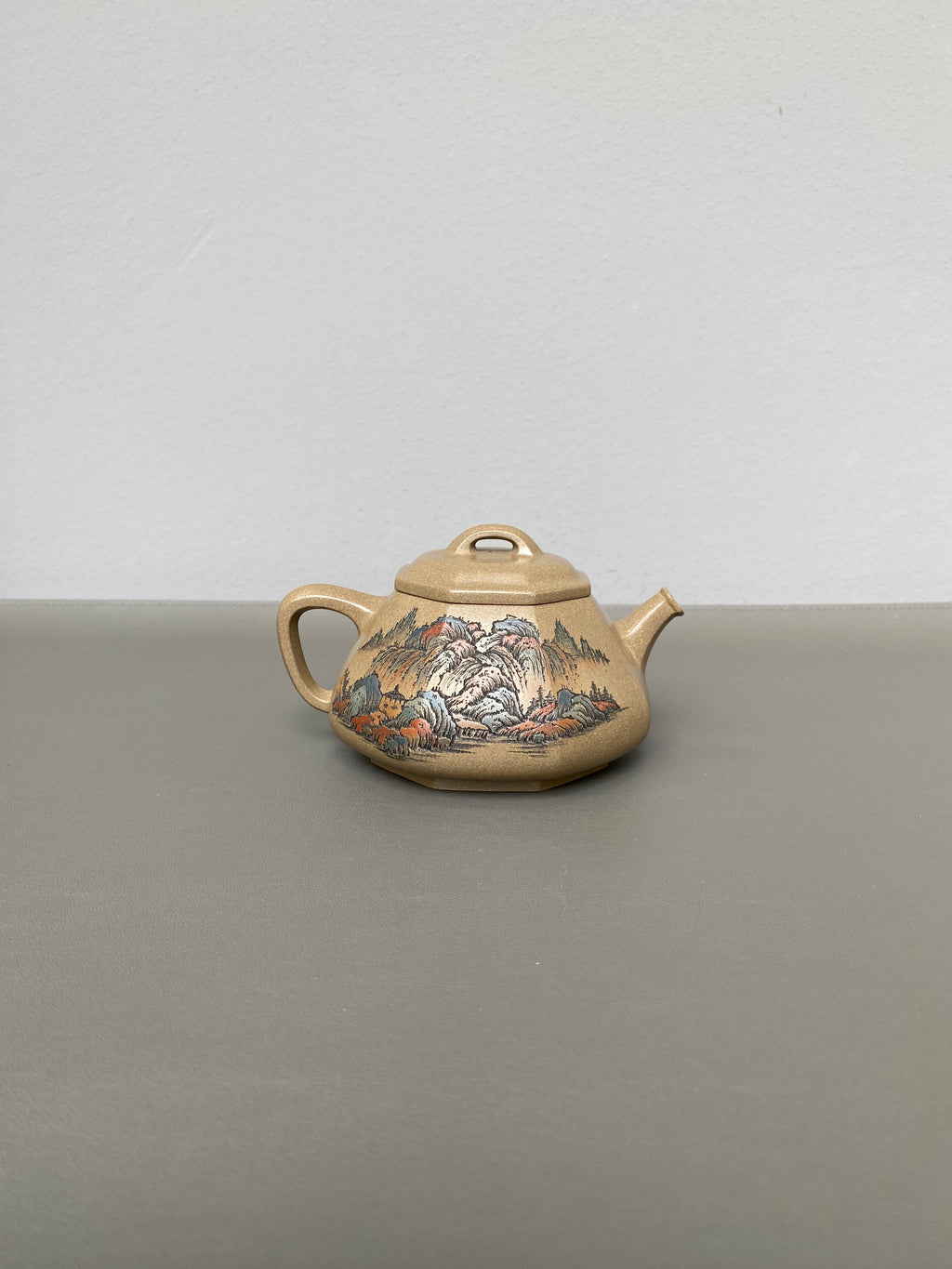 紫砂界彩刻山水标杆·李峰臻品《六方石瓢》  ——原矿优质青段泥·260cc ——著名紫砂彩刻艺术家·李峰亲工
