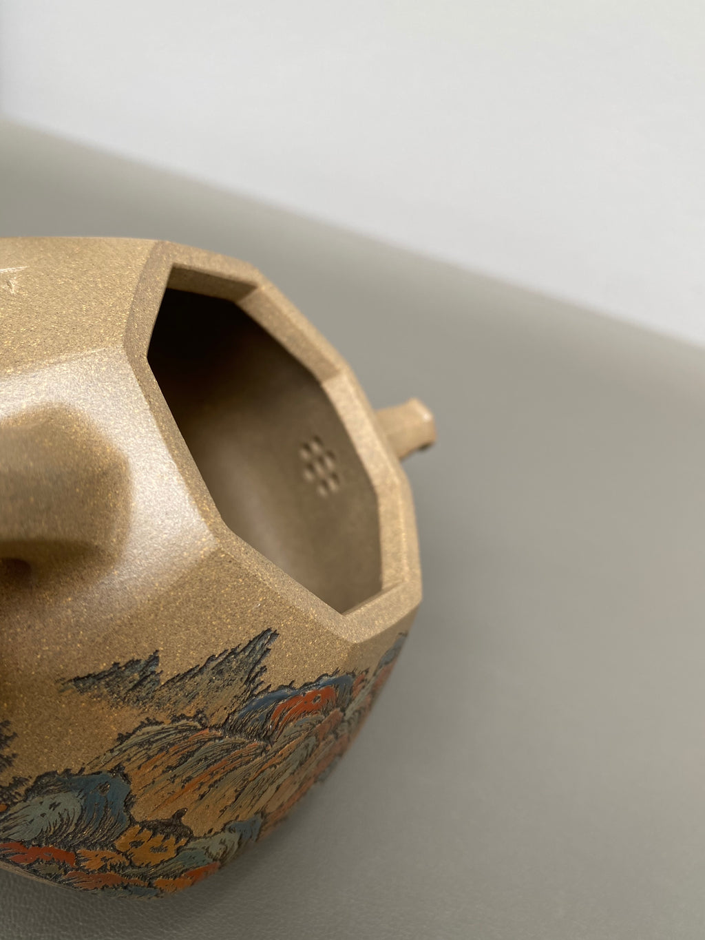 紫砂界彩刻山水标杆·李峰臻品《六方石瓢》  ——原矿优质青段泥·260cc ——著名紫砂彩刻艺术家·李峰亲工
