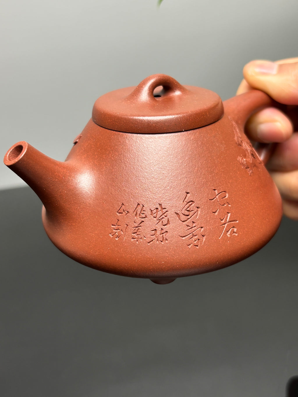 双匠巅峰 紫砂唯一｜毛国强高徒·刘华｜周峰高徒·杜晓珍 联诀顶流雅作【子冶石瓢·空谷幽兰】——原矿优质底槽清·220cc