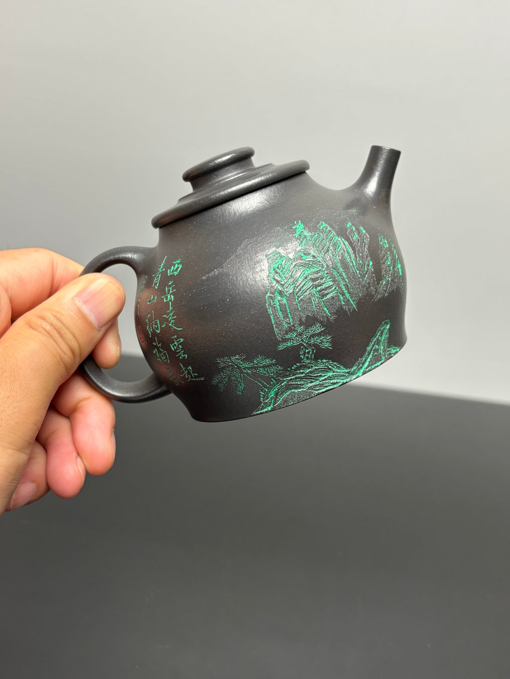 储立之大师传世典藏重器 十大名山《尚古·华山壶》——原矿优质 特级黑料·240cc ——江苏省工艺美术大师·储立之 之作