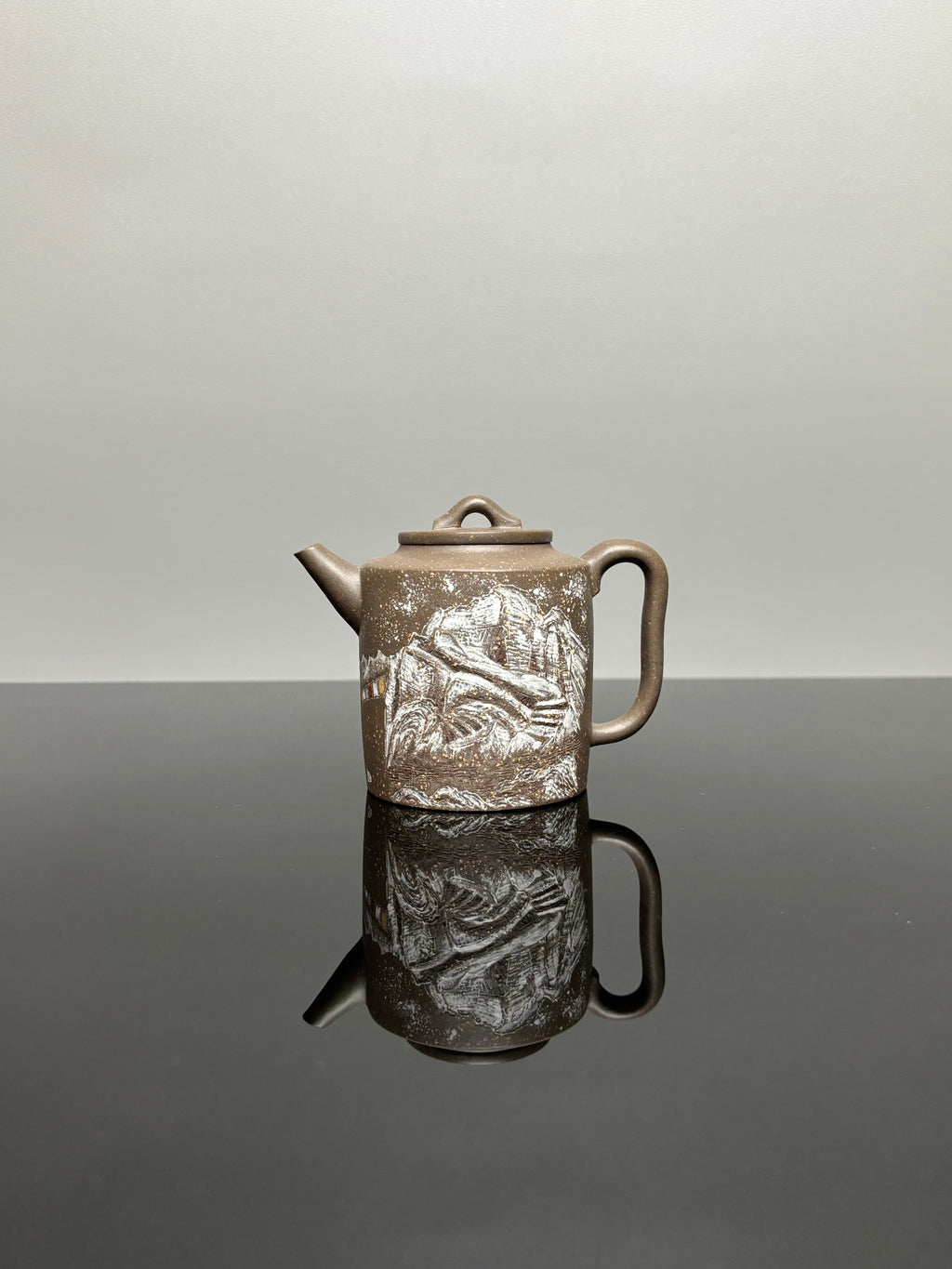 储立之大师传世典藏重器 十大名山《汲直壶》珠穆朗玛峰 ——原矿优质沉香砂·230cc ——江苏省工艺美术大师·储立之 之作