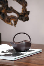 紫砂界80后方器巨匠巅峰臻品《无极提梁壶》甄选原矿优质老紫泥·300cc，料工合一、品质顶级
