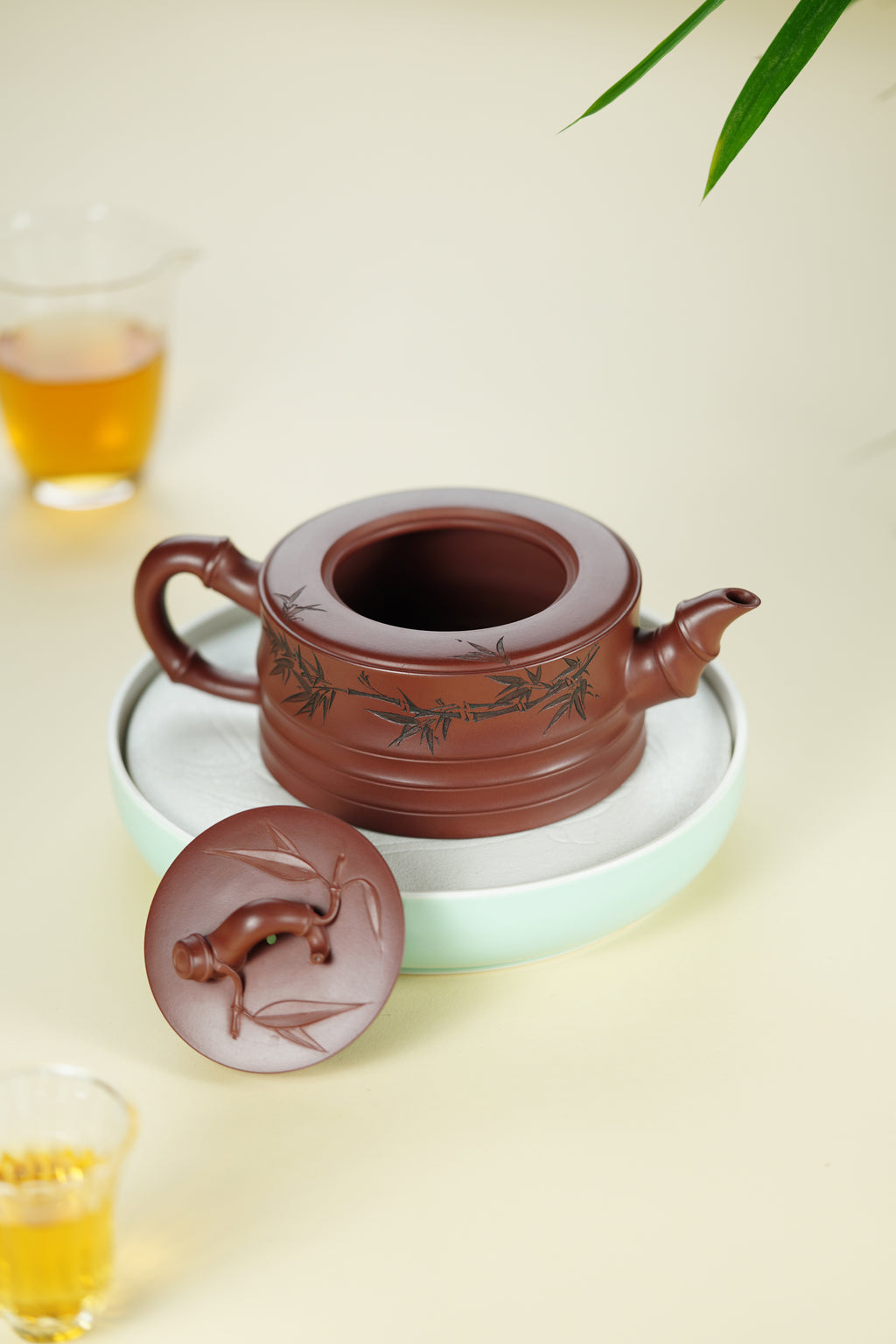 范大生嫡脉｜范秀芳制 范伟群装饰｜双省大师联诀紫砂臻品《大生竹段壶》 ——原矿优质龙血砂·480cc