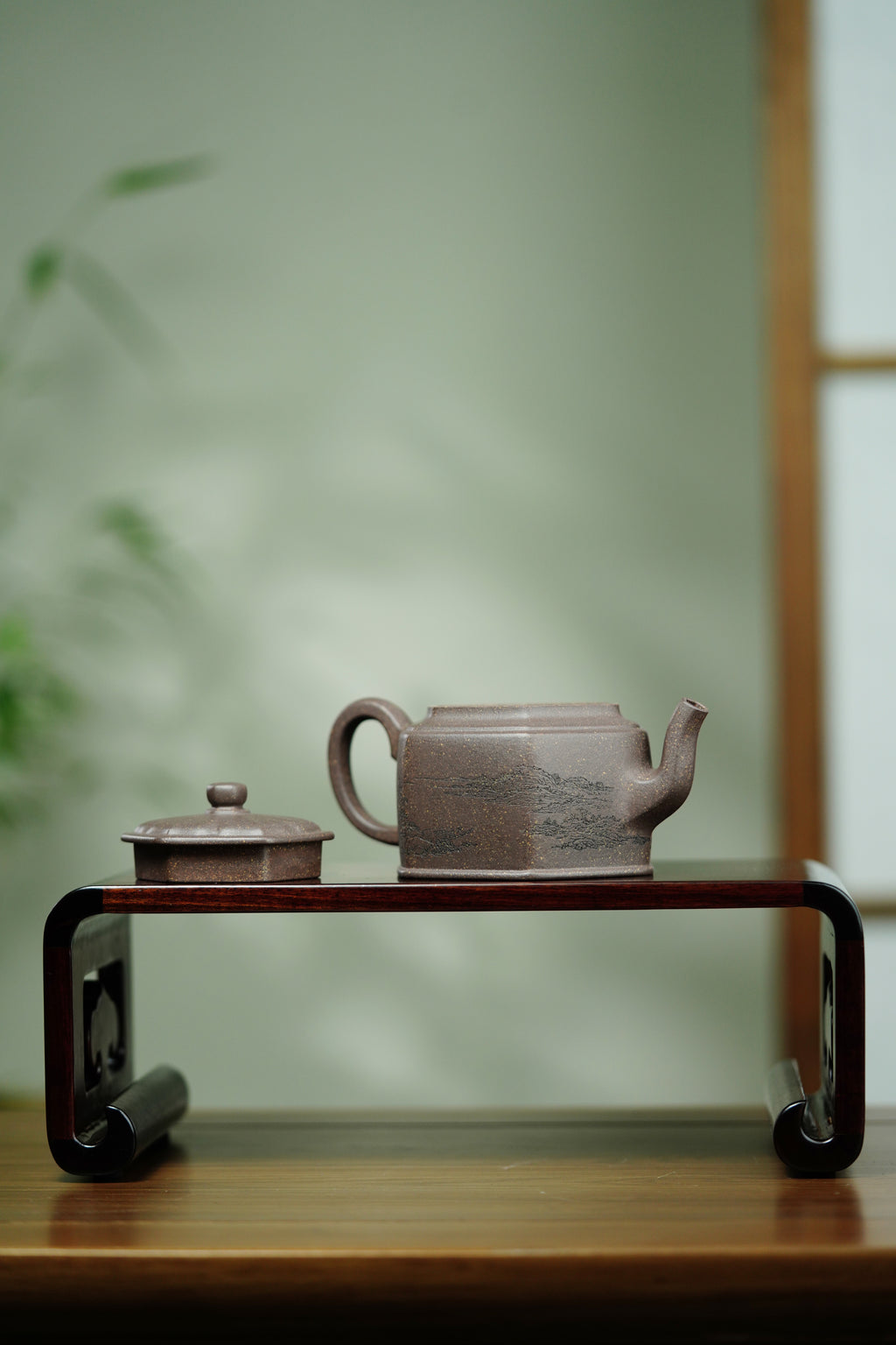陈宏林大师传世巅峰臻品【云壑六方壶】——原矿优质紫玉金砂·260cc ——紫砂山水陶刻天花板·陈宏林亲工