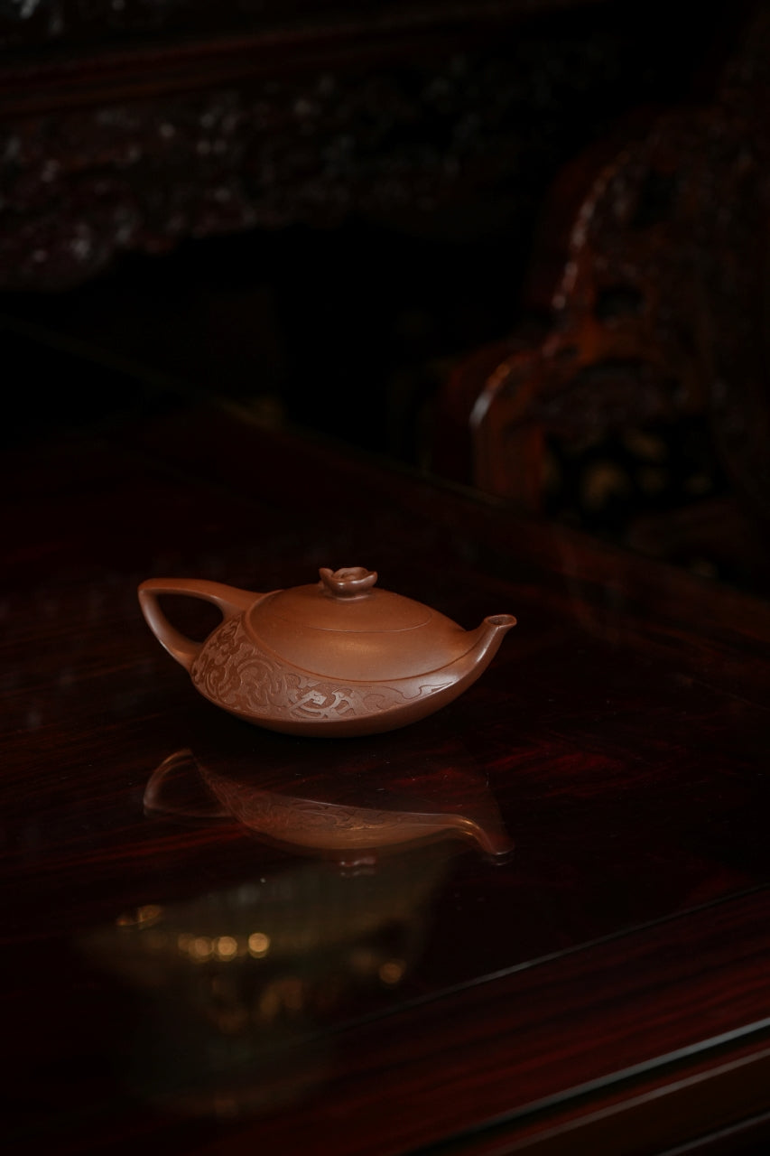 范大生嫡脉·江苏省大师范秀芳·紫砂臻品《青云志壶》  ——原矿优质底槽清 230cc（入册款代表作）