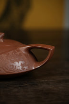 范大生嫡脉·江苏省大师范秀芳·紫砂臻品《青云志壶》  ——原矿优质底槽清 230cc（入册款代表作）