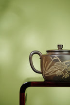 蒋琰滨大师高奢潜力臻品【汲古壶】刀笔双绝——原矿优质老紫泥柴烧·170cc——宜兴市陶刻协会会长·蒋琰滨·亲工