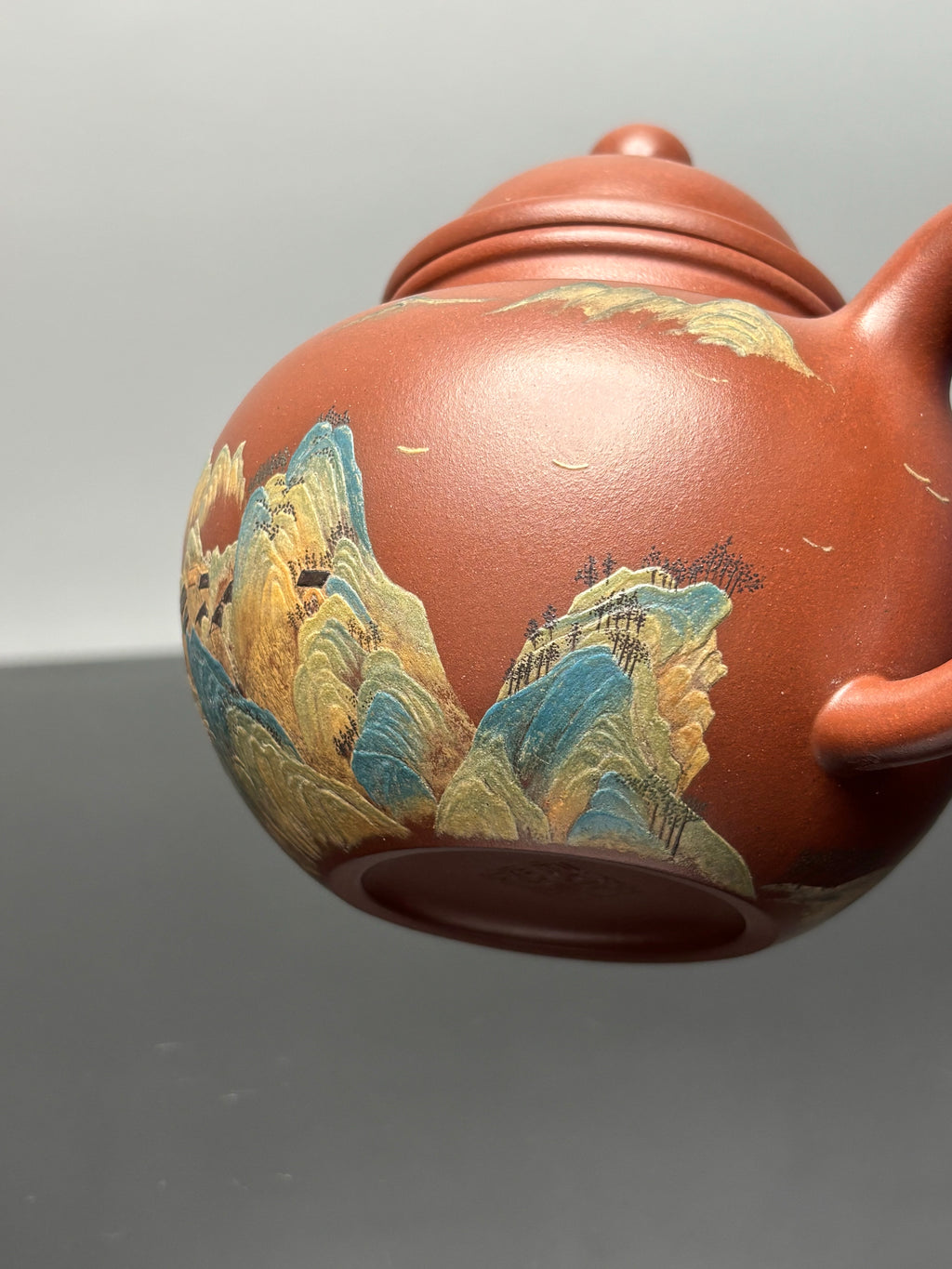 御供江山·三师合璧传世重器｜江建翔嫡传 杜益君亲制《寿珍掇球壶》泥料：原矿优质底槽青 | 容量：500cc
