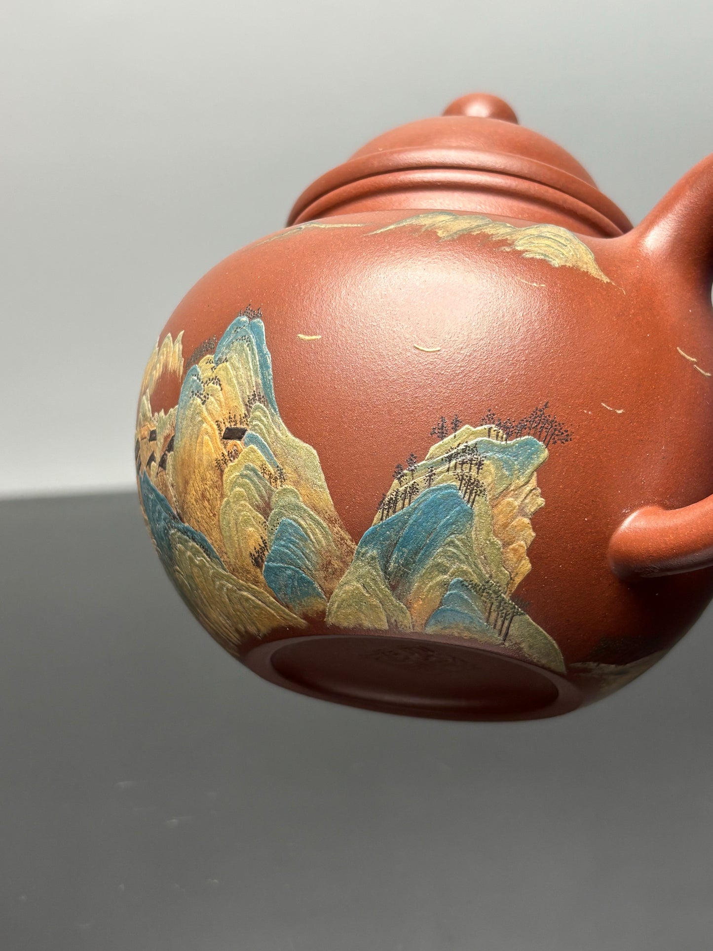 御供江山·三师合璧传世重器｜江建翔嫡传 杜益君亲制《寿珍掇球壶》泥料：原矿优质底槽青 | 容量：500cc
