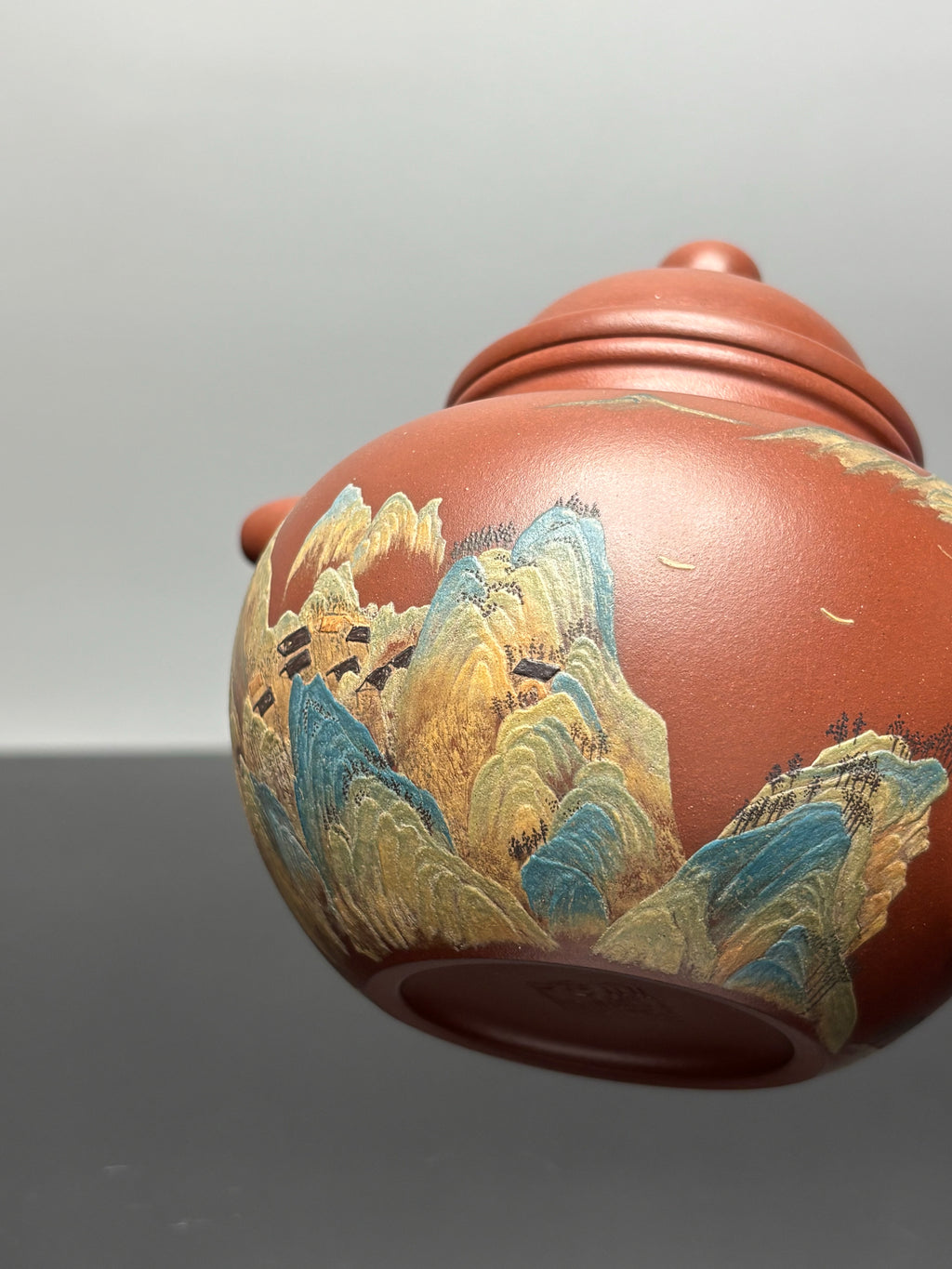 御供江山·三师合璧传世重器｜江建翔嫡传 杜益君亲制《寿珍掇球壶》泥料：原矿优质底槽青 | 容量：500cc