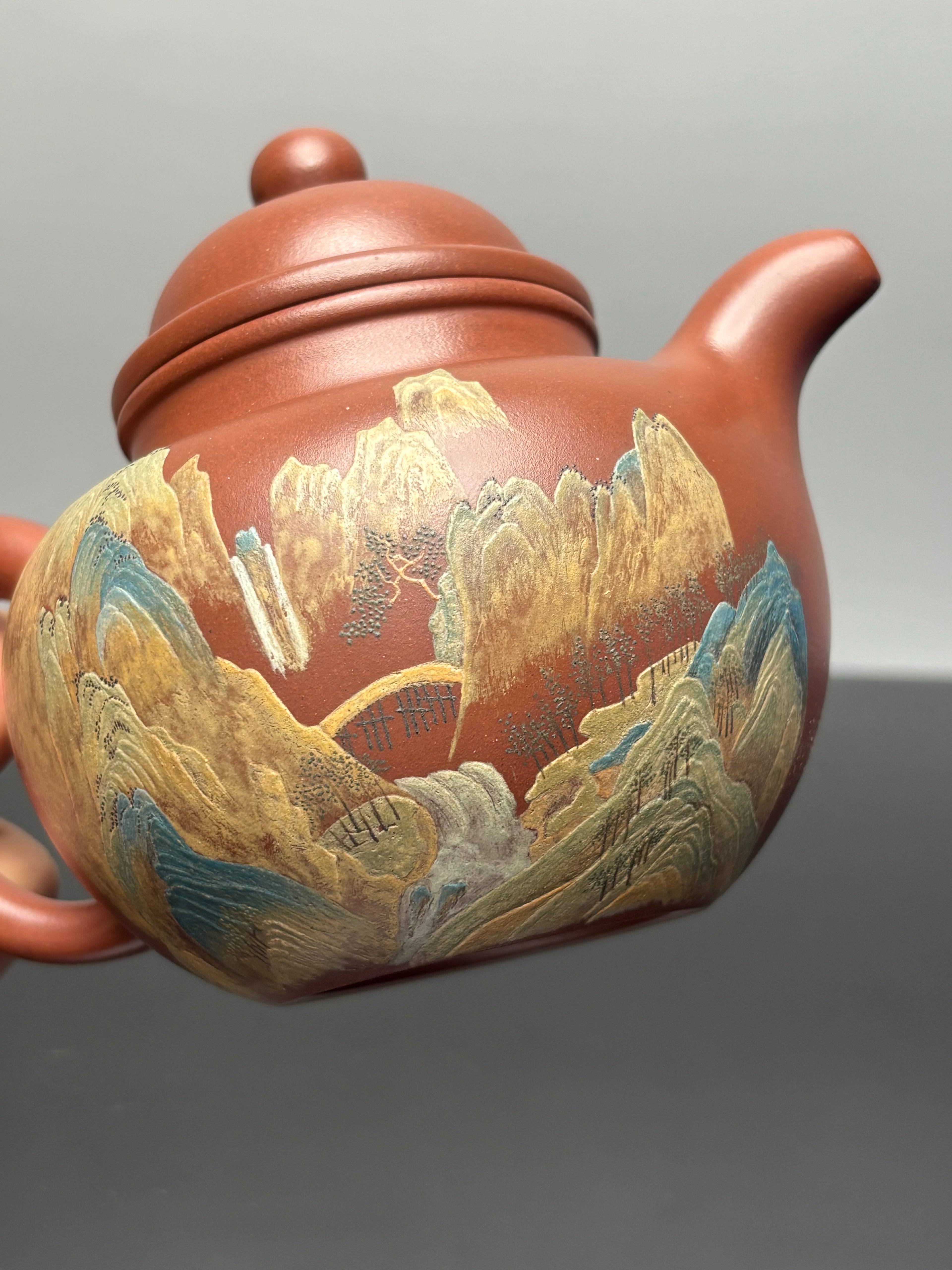 御供江山·三师合璧传世重器｜江建翔嫡传 杜益君亲制《寿珍掇球壶》泥料：原矿优质底槽青 | 容量：500cc