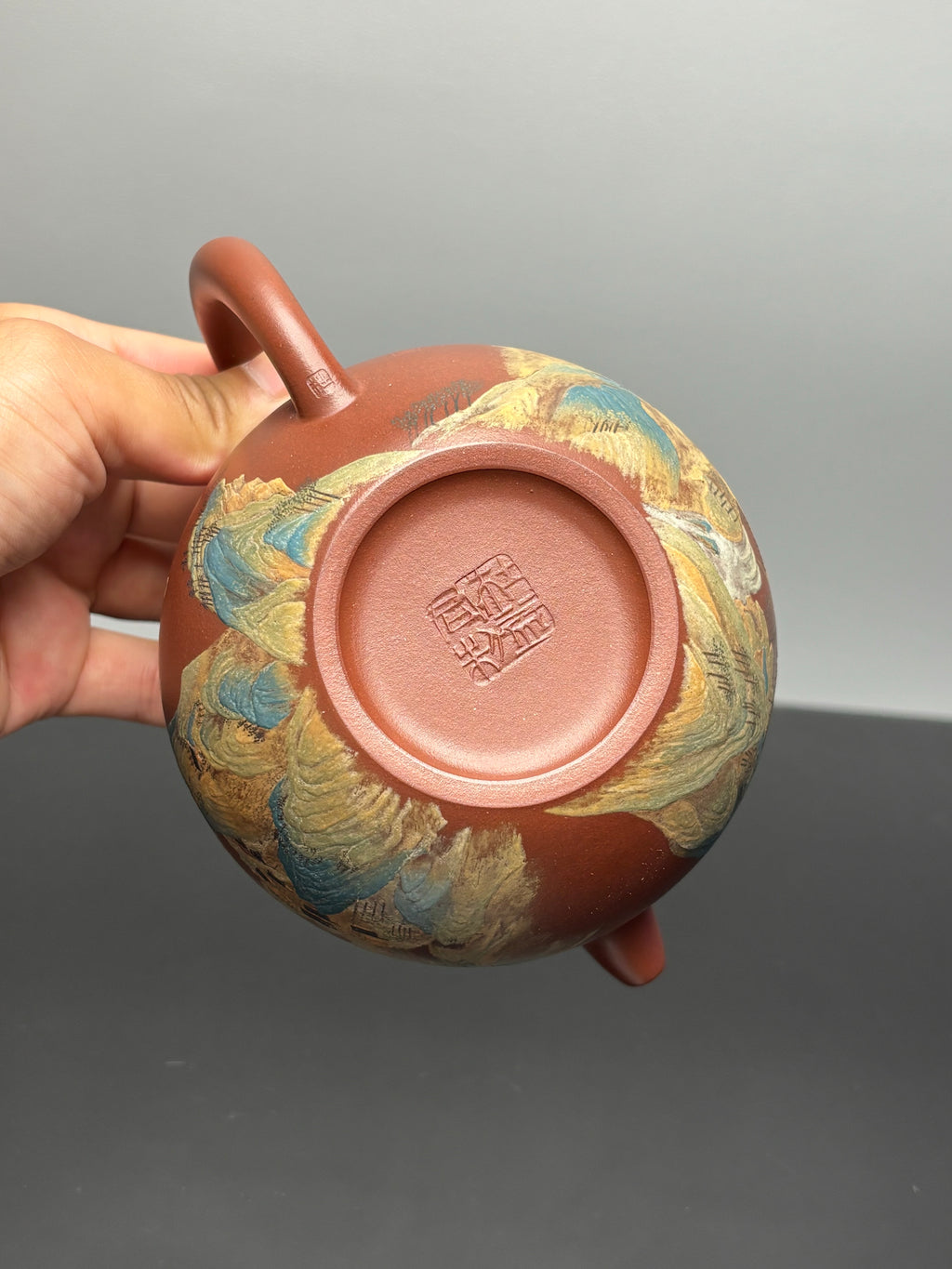 御供江山·三师合璧传世重器｜江建翔嫡传 杜益君亲制《寿珍掇球壶》泥料：原矿优质底槽青 | 容量：500cc