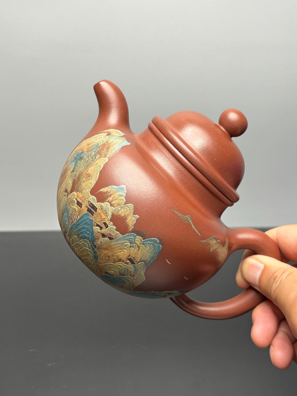 御供江山·三师合璧传世重器｜江建翔嫡传 杜益君亲制《寿珍掇球壶》泥料：原矿优质底槽青 | 容量：500cc
