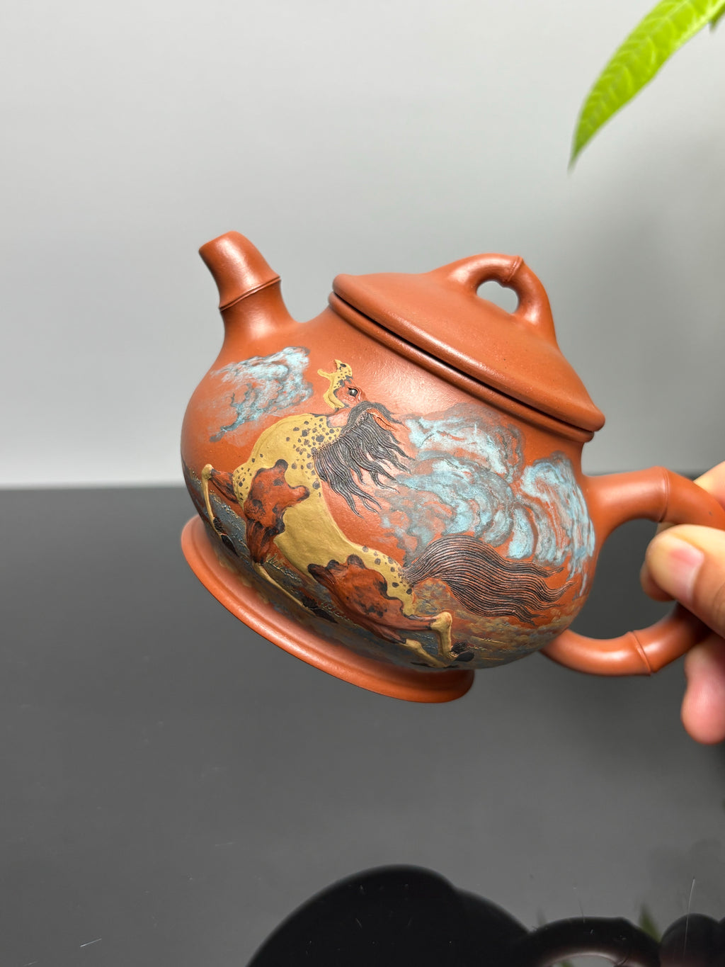 紫砂堆塑·高端臻品 | 彭金格大师孤品重器【竹香潘壶】——原矿优质老清水泥·330cc
