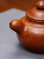 业界唯一 火山玉影绞泥巅峰臻品《道洪砥砺壶》——珍稀原矿紫砂糅合·火山玉影绞泥·320cc ——著名紫砂艺术家·张娟 亲制