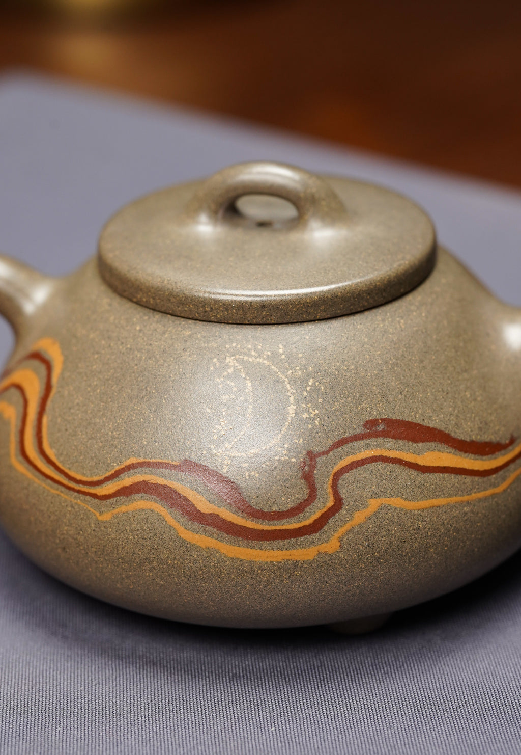 范泽锋高徒·邱爽紫砂潜力重器《流云石瓢》——原矿优质蟹壳青段·180cc ——江苏省级大师·邱爽 亲制