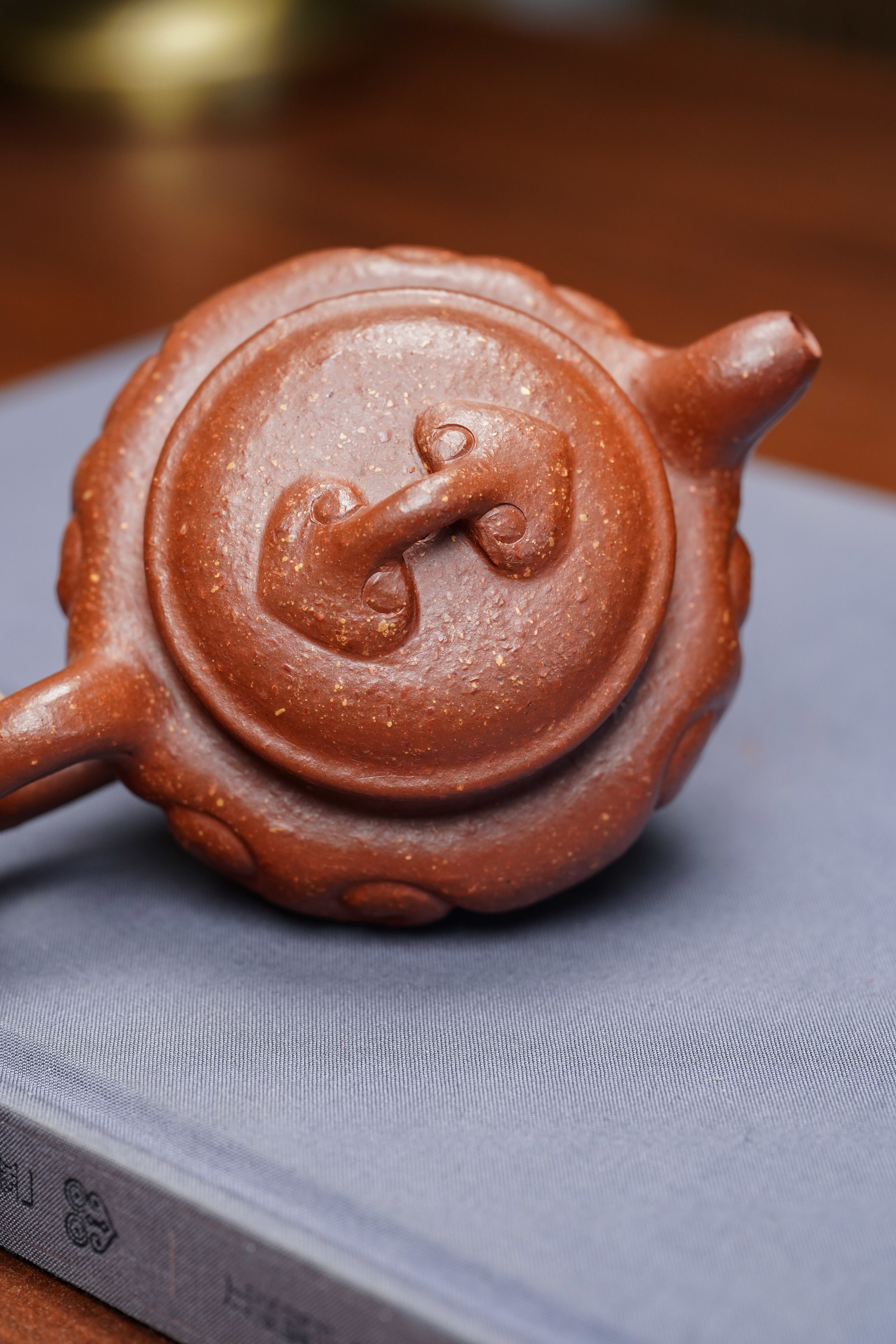范泽锋高徒·邱爽紫砂潜力重器《仿古如意壶》——原矿优质降坡泥·150cc ——江苏省级大师·邱爽 亲制