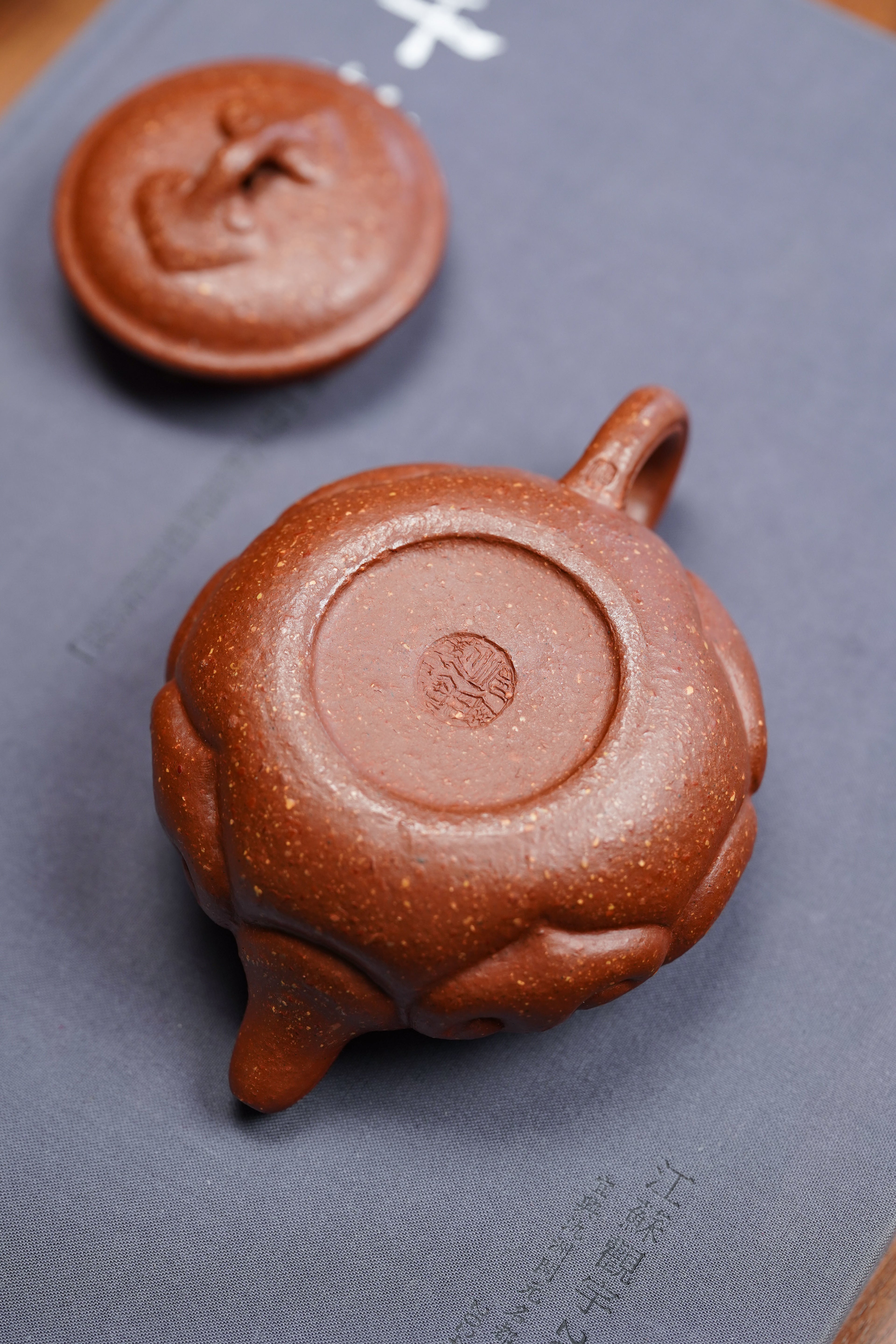 范泽锋高徒·邱爽紫砂潜力重器《仿古如意壶》——原矿优质降坡泥·150cc ——江苏省级大师·邱爽 亲制