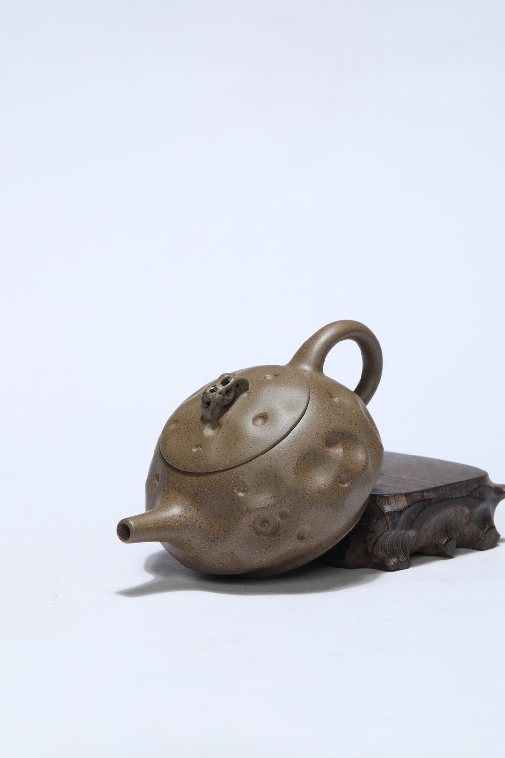 珍藏送礼·紫砂臻品｜省大师吴培林高徒·王雅丽制【凤鸣石瓢】——泥料：原矿优质老青段·200cc