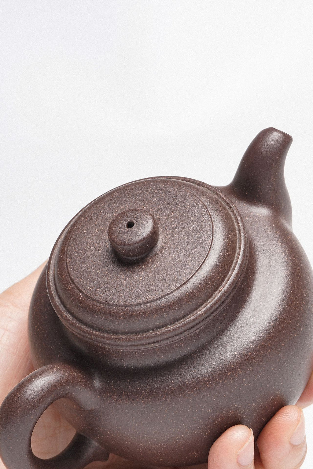 珍藏送礼·紫砂臻品｜省大师吴培林高徒·王雅丽制【大蕴德钟壶】——泥料：原矿优质天清泥·230cc