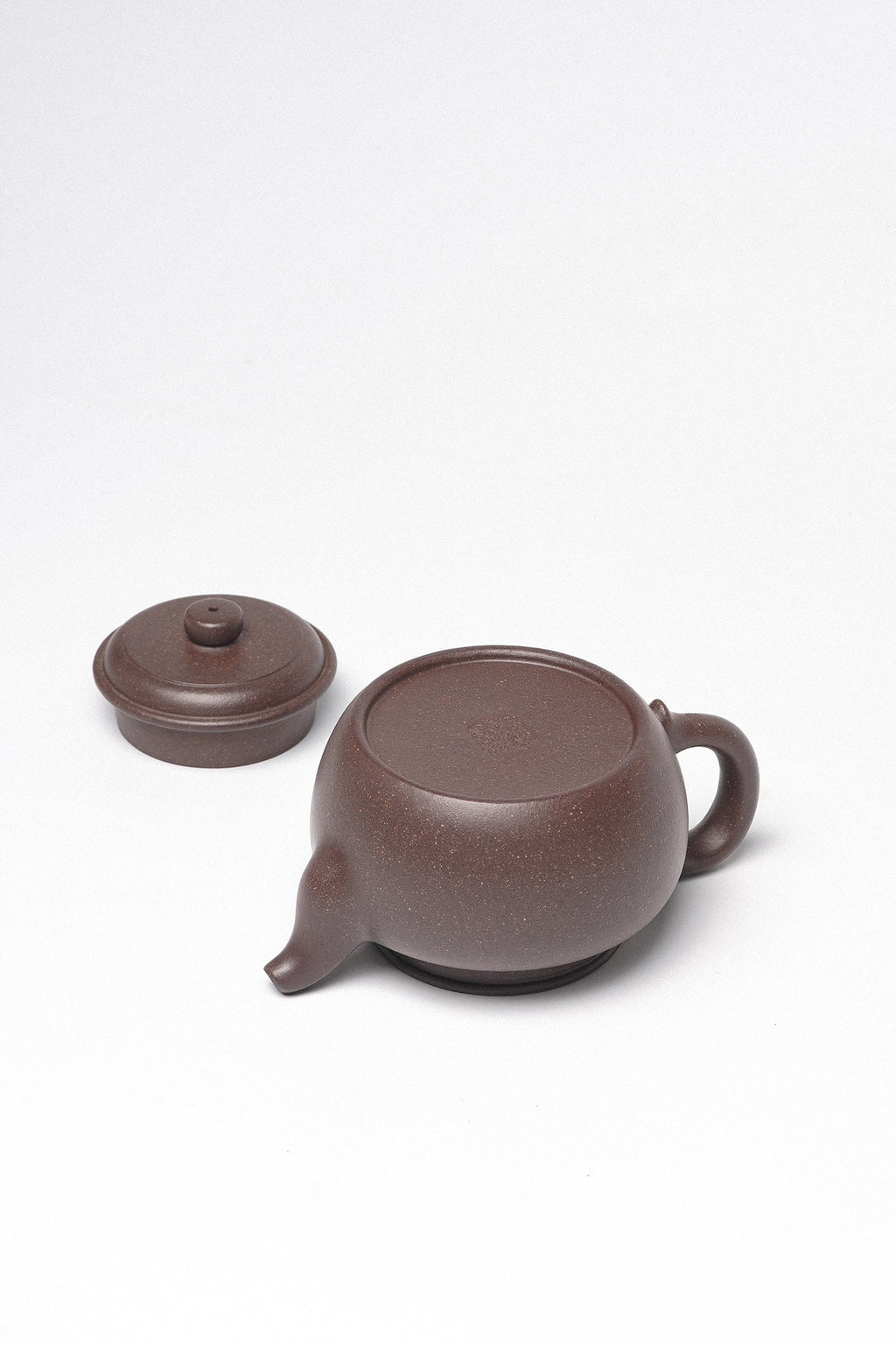 珍藏送礼·紫砂臻品｜省大师吴培林高徒·王雅丽制【大蕴德钟壶】——泥料：原矿优质天清泥·230cc