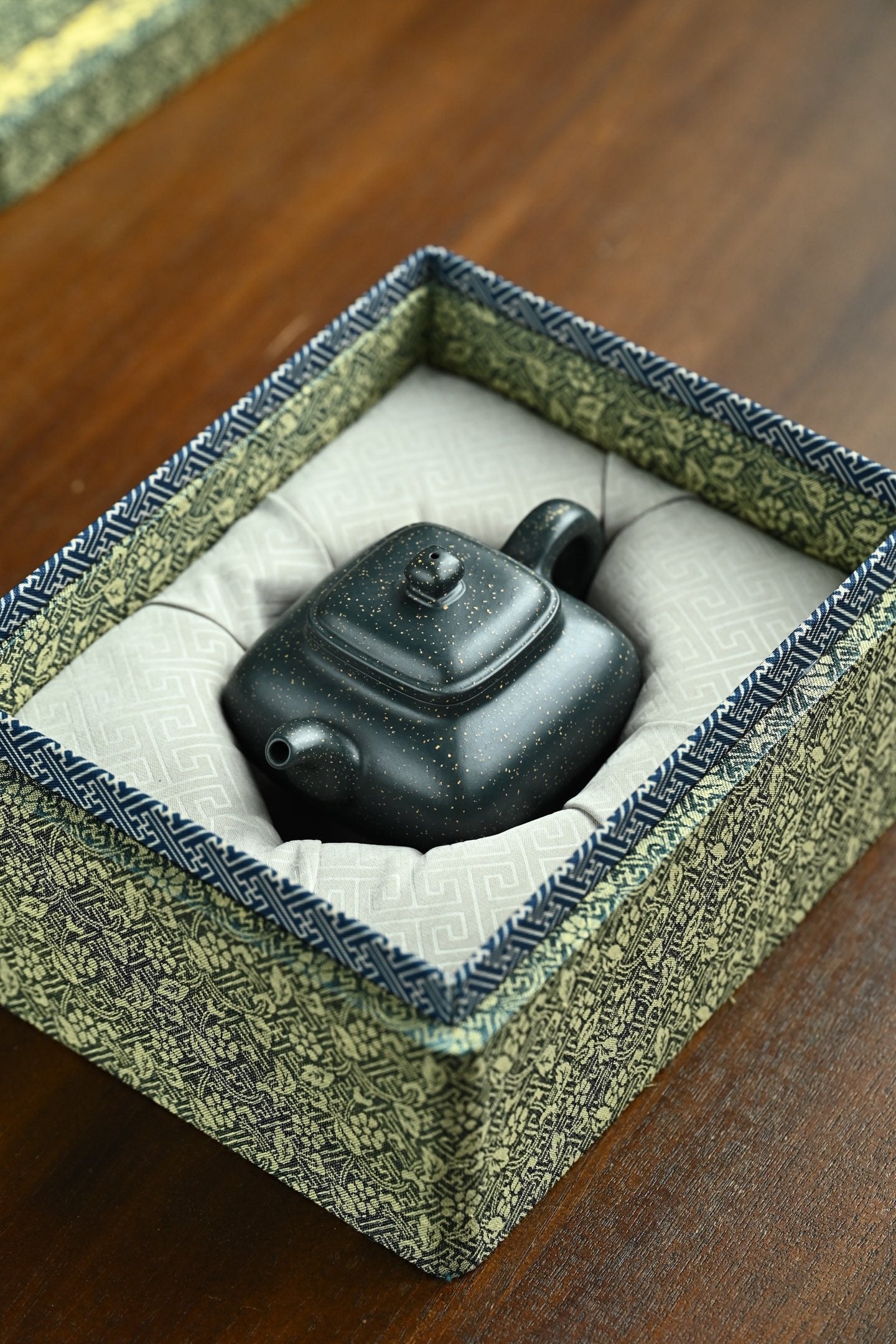 传炉·全手工 /实力派陶手作品/容量220cc/民国绿泥铺砂