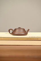 合瓢·全手工容量120cc/原矿青段 “合瓢”取石瓢之形体，构思精巧，大开大合