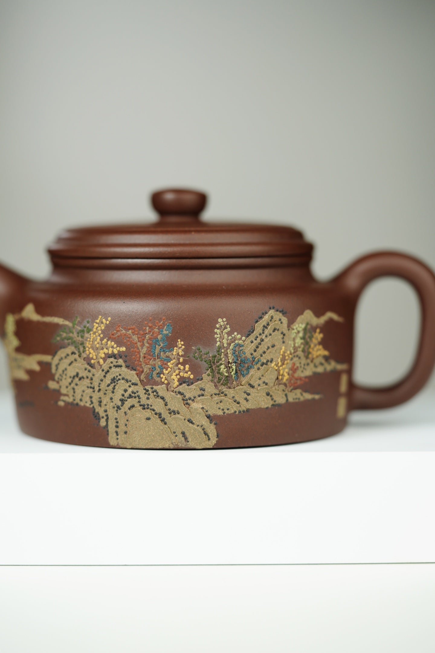 大生壶第四代嫡传·省大师范秀芳臻品《剑流德钟壶》——原矿优质紫泥·230cc ——江苏省陶瓷艺术大师·范秀芳 制