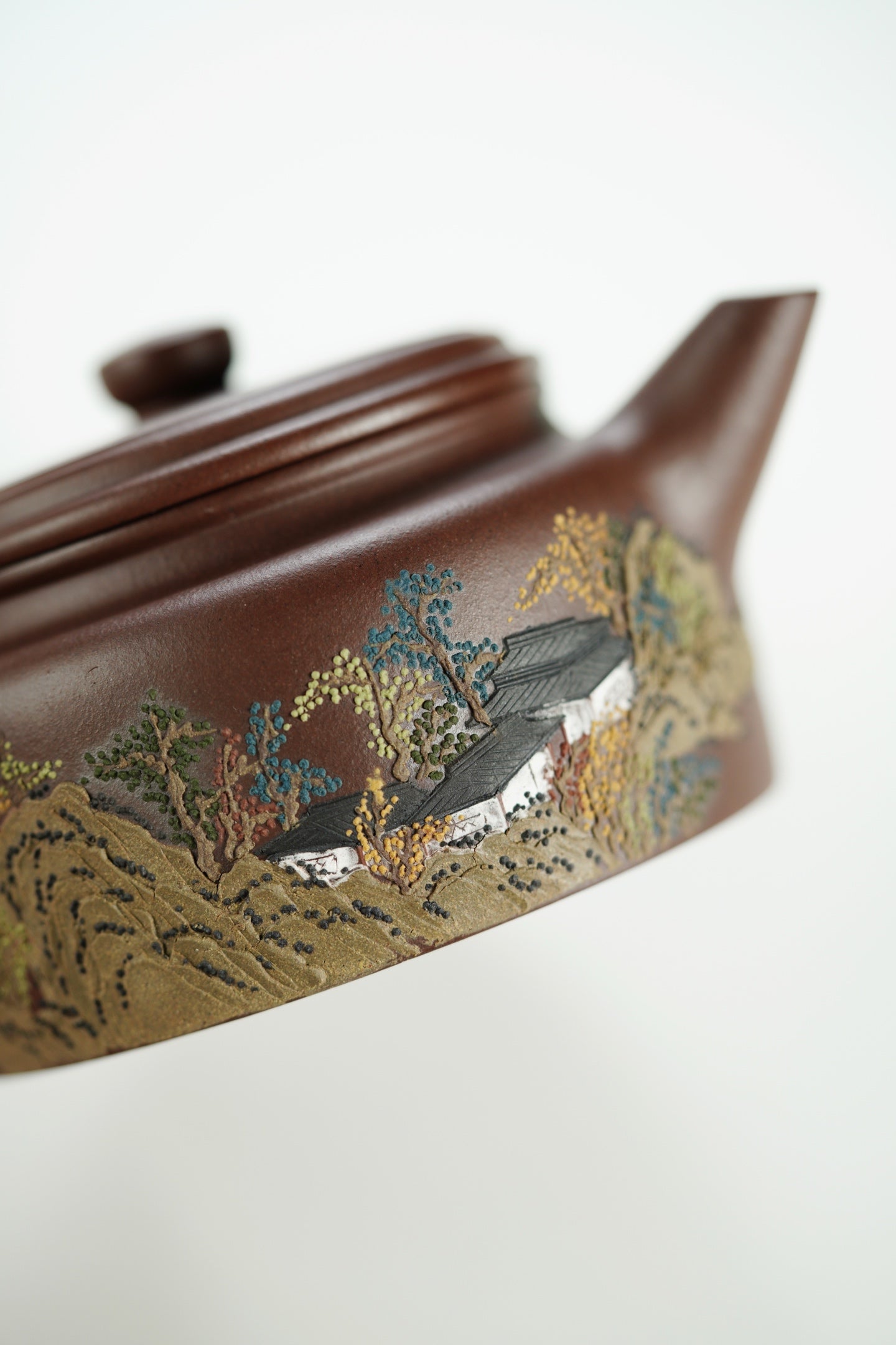 大生壶第四代嫡传·省大师范秀芳臻品《剑流德钟壶》——原矿优质紫泥·230cc ——江苏省陶瓷艺术大师·范秀芳 制