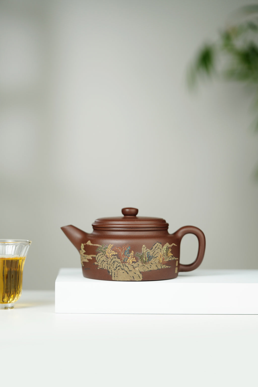 大生壶第四代嫡传·省大师范秀芳臻品《剑流德钟壶》——原矿优质紫泥·230cc ——江苏省陶瓷艺术大师·范秀芳 制