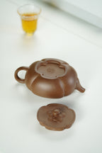 大生壶第四代嫡传·省大师范秀芳臻品《海棠如意壶》——原矿优质老段泥·230cc ——江苏省陶瓷艺术大师·范秀芳 制