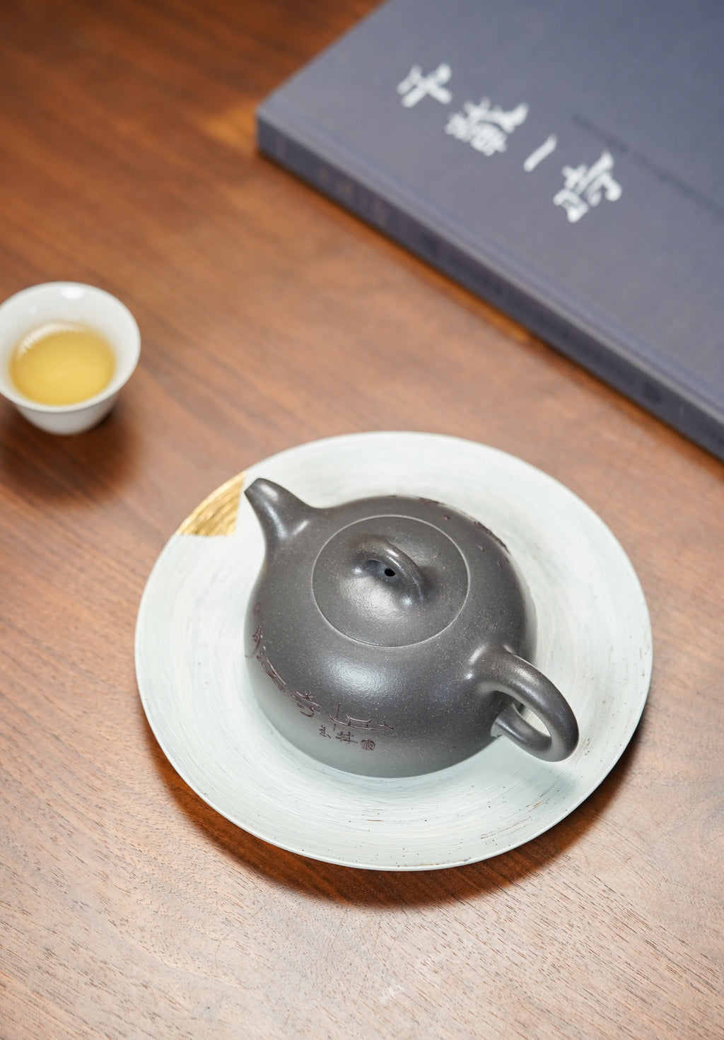国大师邱玉林亲制｜稀有传世臻品《枫桥夜泊》礼藏天花板｜殿堂潜力重器👍  ——原矿优质天清泥·280cc ——中国陶瓷艺术大师·邱玉林·亲制