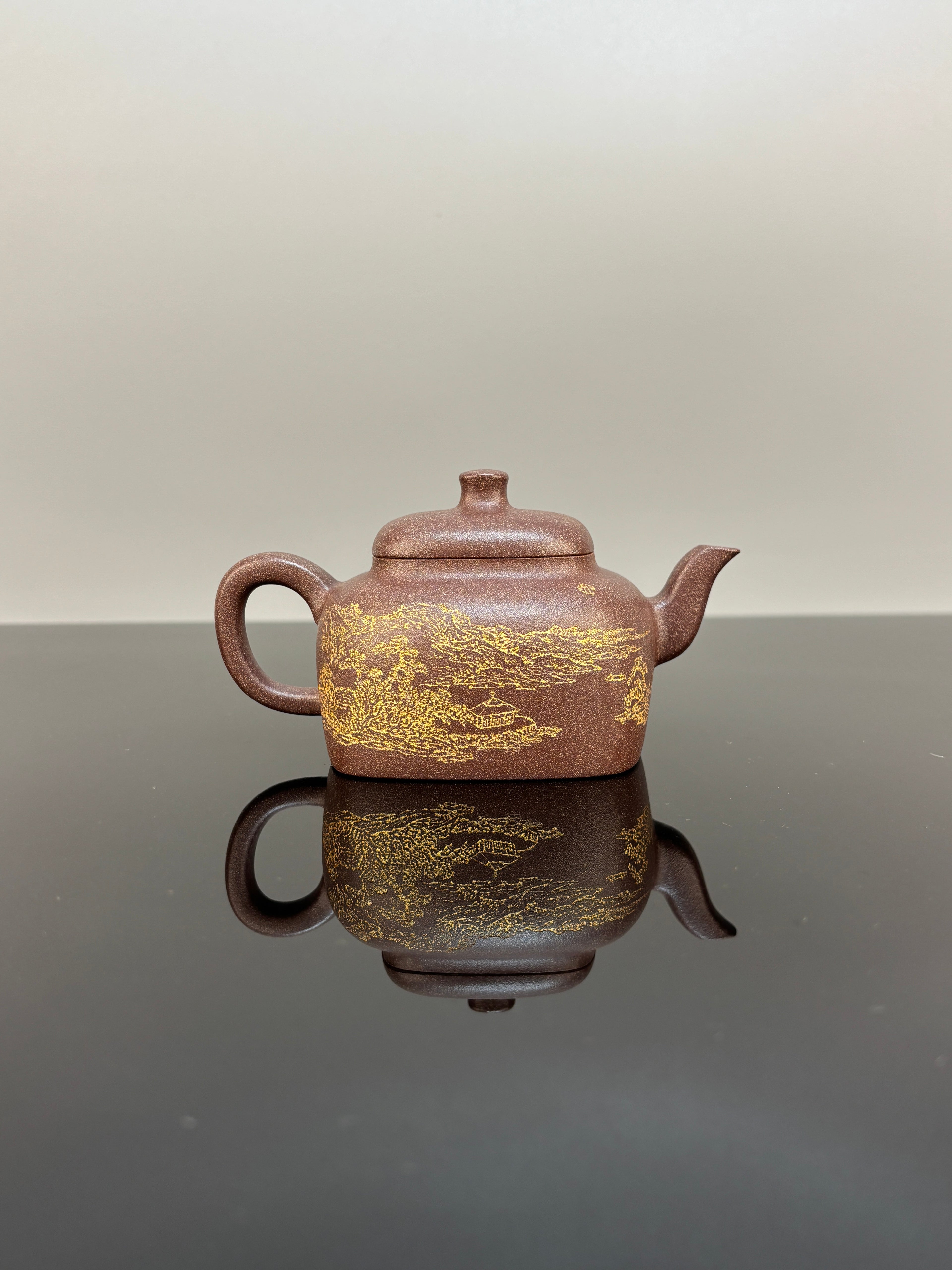 紫砂界80后方器巨匠巅峰臻品《同尘壶》甄选原矿优质桂花金砂·190cc，料工合一，品质顶级