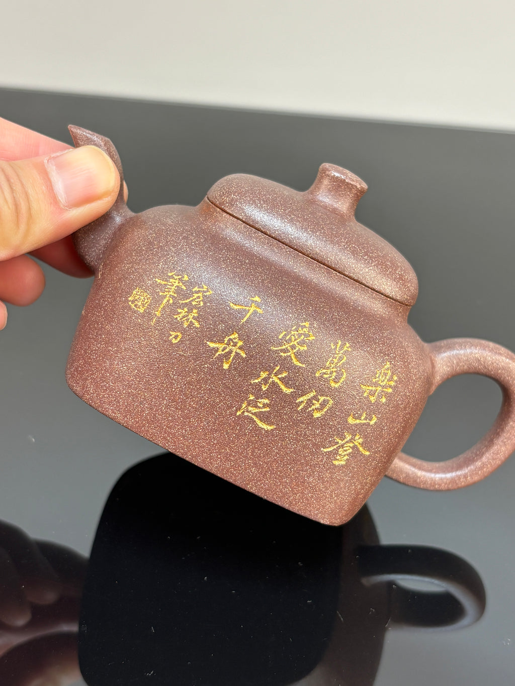 紫砂界80后方器巨匠巅峰臻品《同尘壶》甄选原矿优质桂花金砂·190cc，料工合一，品质顶级