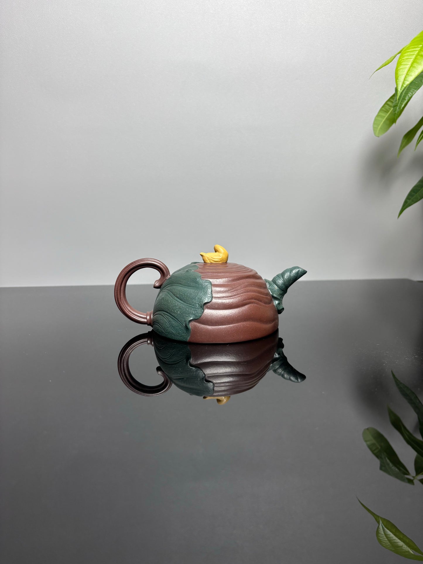 蒋艺华·非遗紫砂巅峰重器《春江水暖鸭先知壶》——原矿优质老紫泥·230cc ——中国传统陶瓷艺术大师·蒋艺华 制
